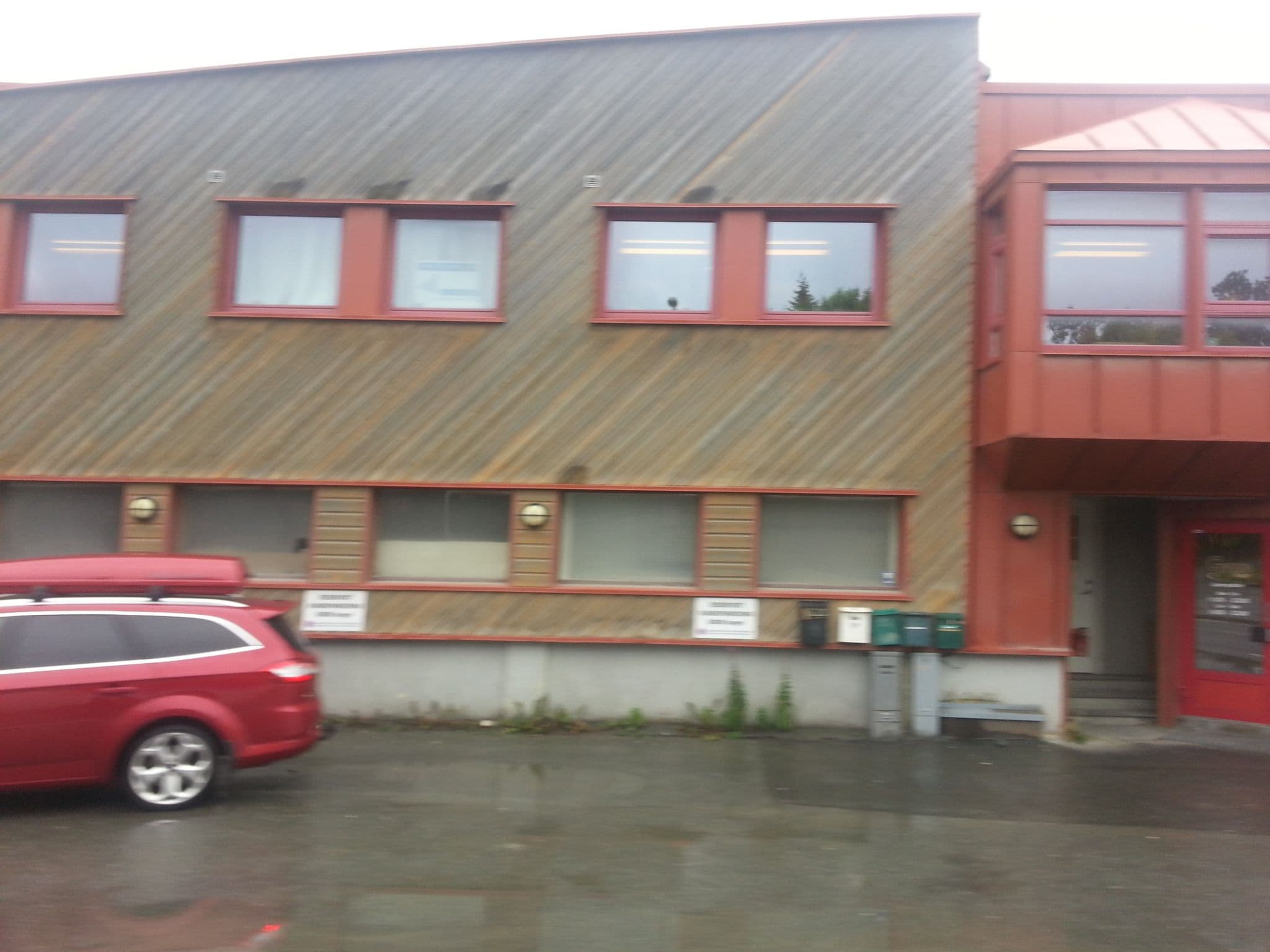 Street view near ABC Hotell Nord, Tromsdalen — © pbb (CC BY-SA · Mapillary)