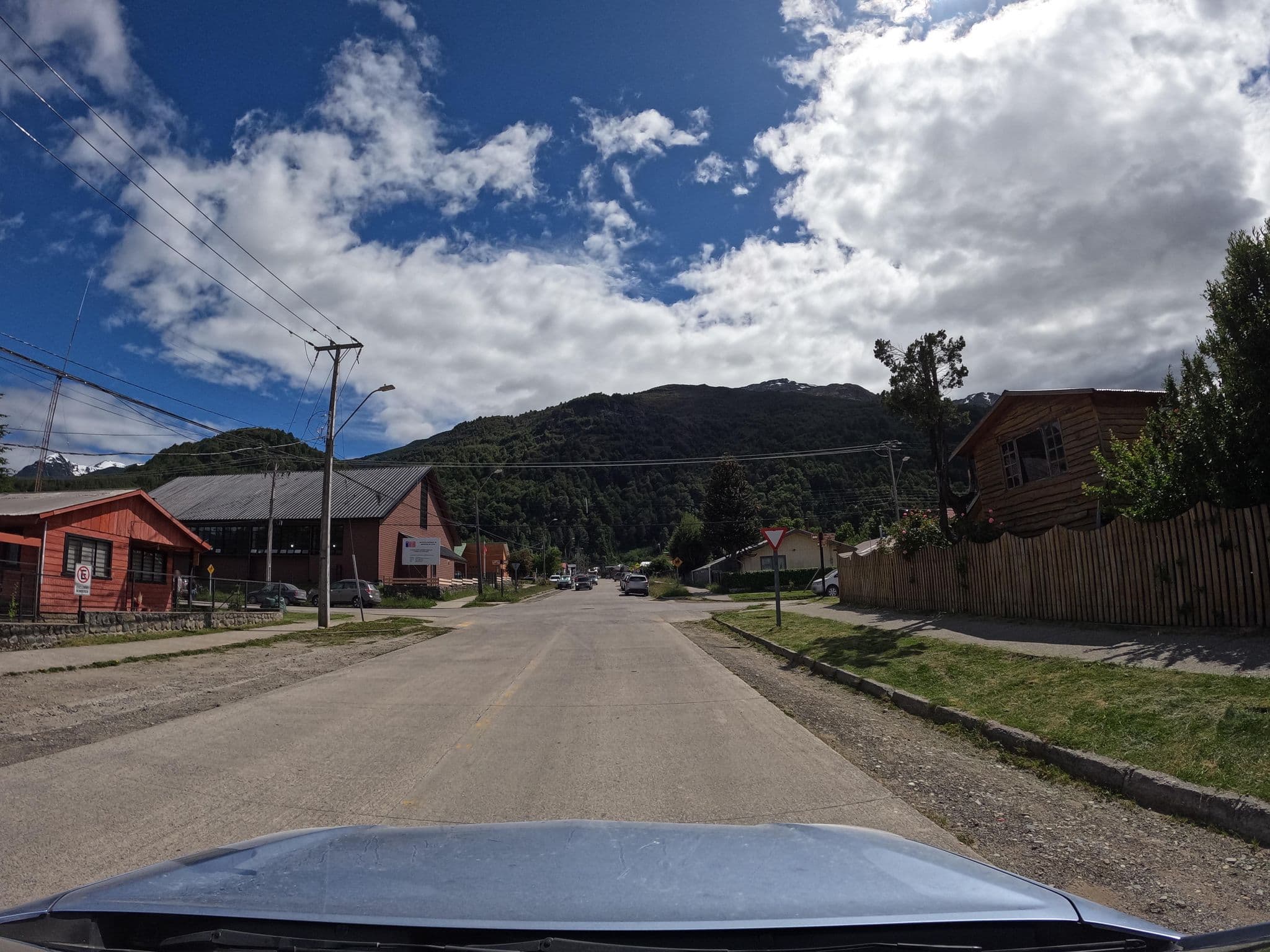 Street view near Hosteria Andes Del Sur, Futaleufú — © Kaart_Local (CC BY-SA · Mapillary)