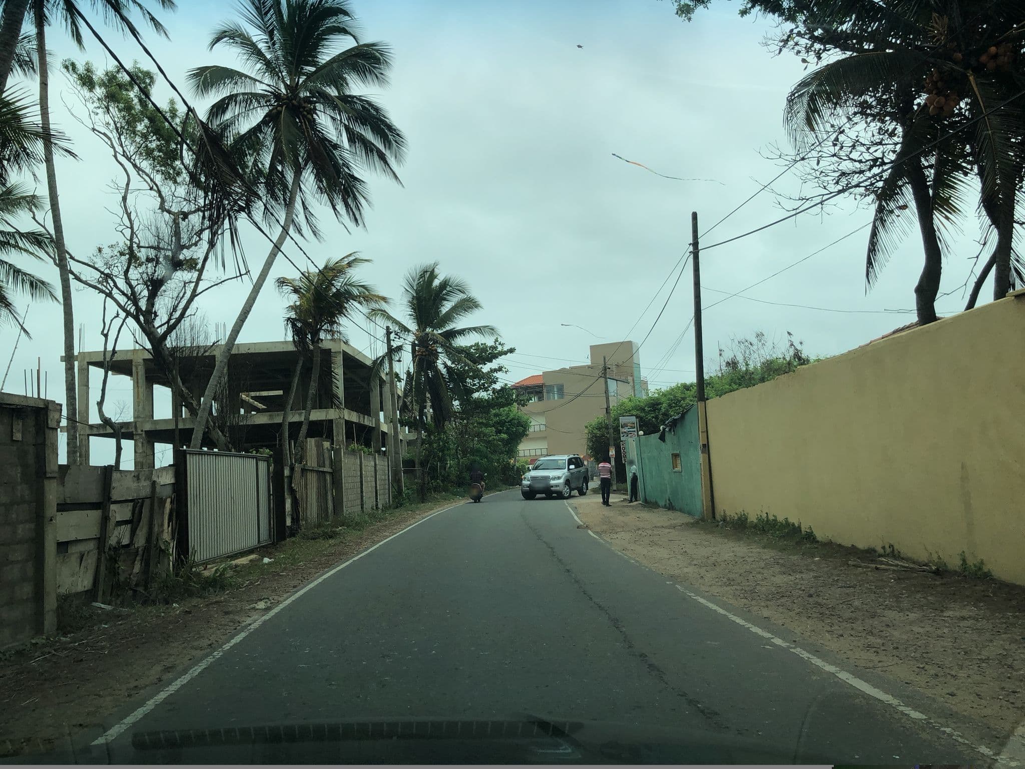 Street view near Summer Rest, Hendala — © sadeepa (CC BY-SA · Mapillary)