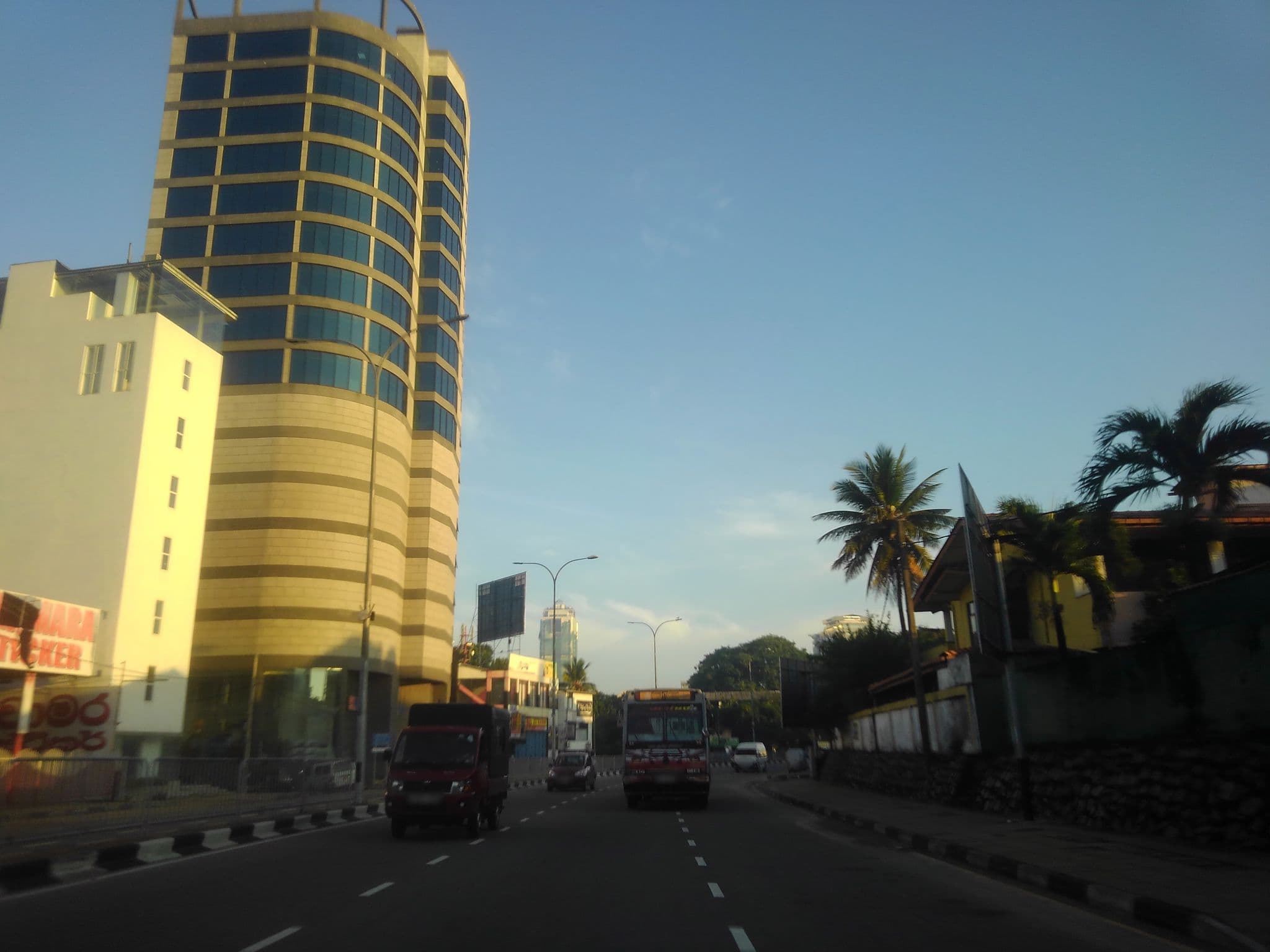 Street view near Bestwestern Colombo, Pita Kotte — © mapconcierge (CC BY-SA · Mapillary)