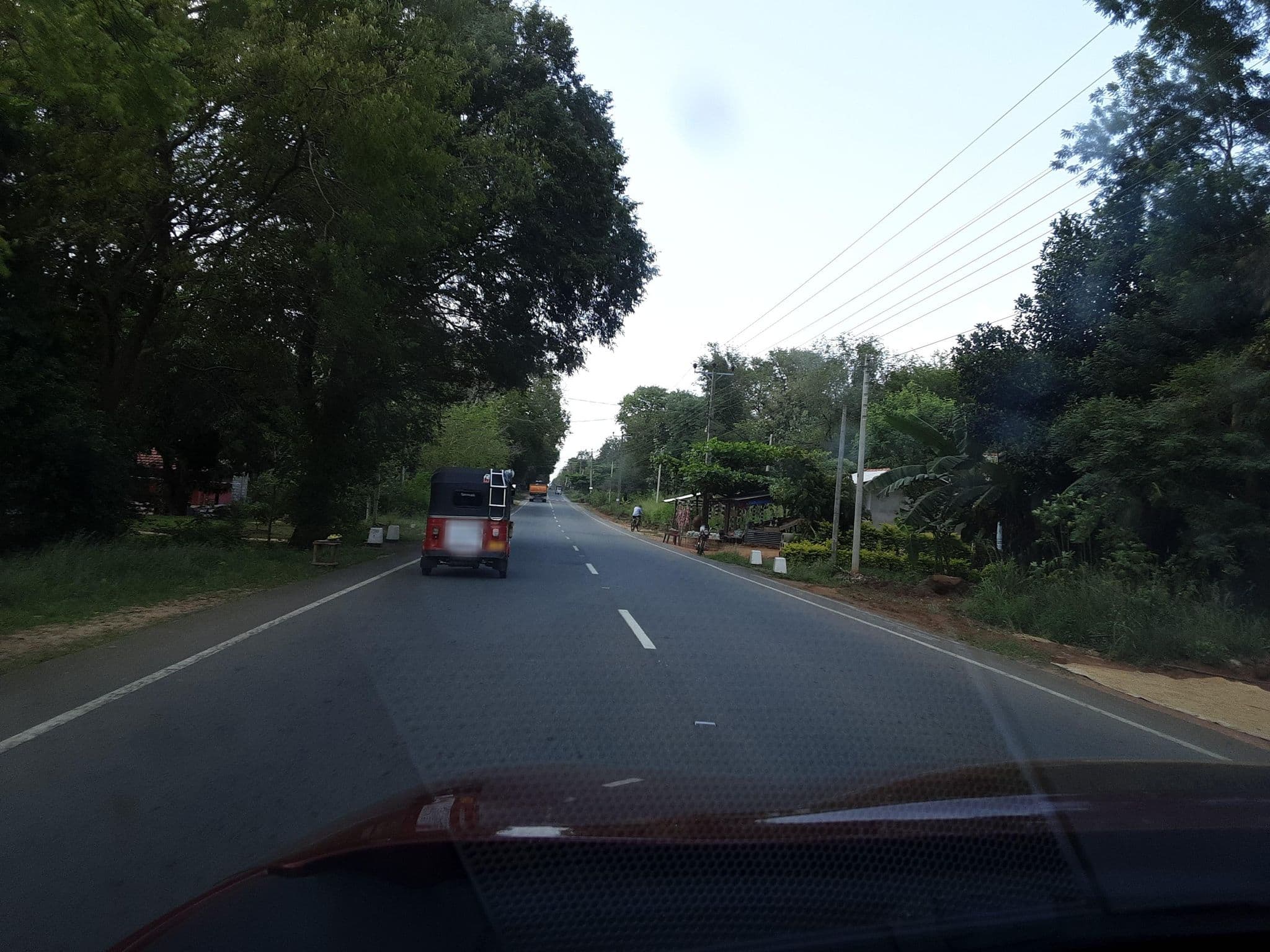 Street view near Central Bank Circuit Bungalow(Katharagama), Wellawaya — © ZihanZarouk (CC BY-SA · Mapillary)