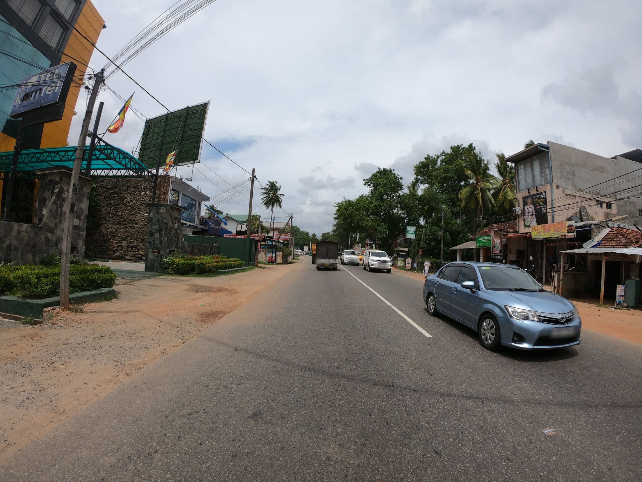 Street view near Hotel Kamrel, Kurunegala — © paulinus (CC BY-SA · Mapillary)