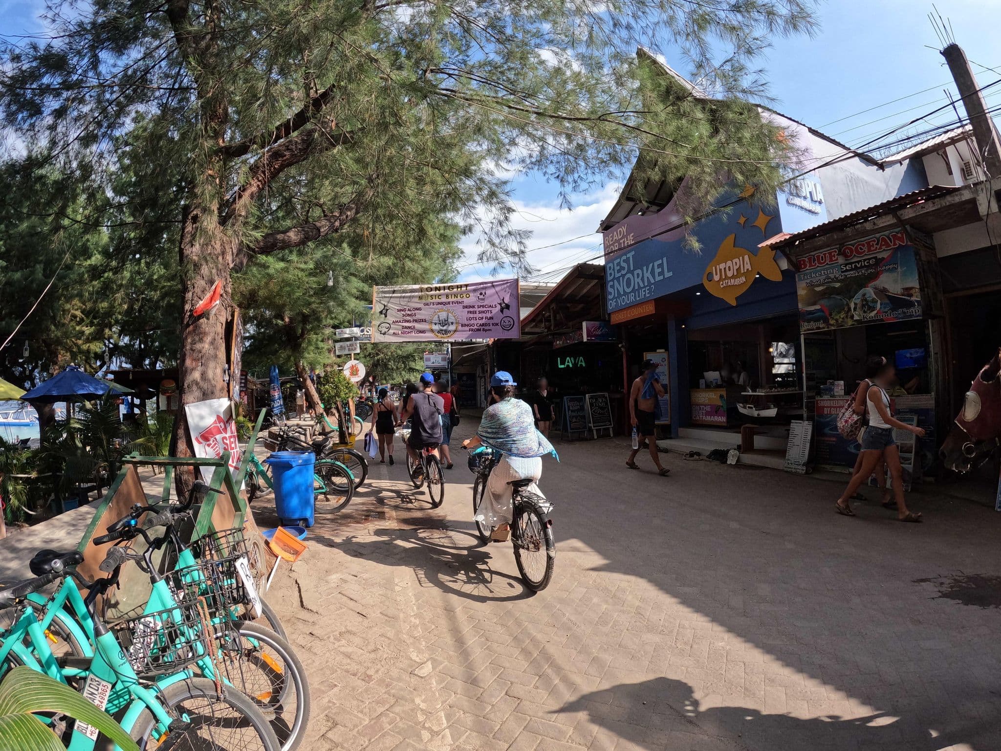 Street view near Gili Hostel, Gili Trawangan