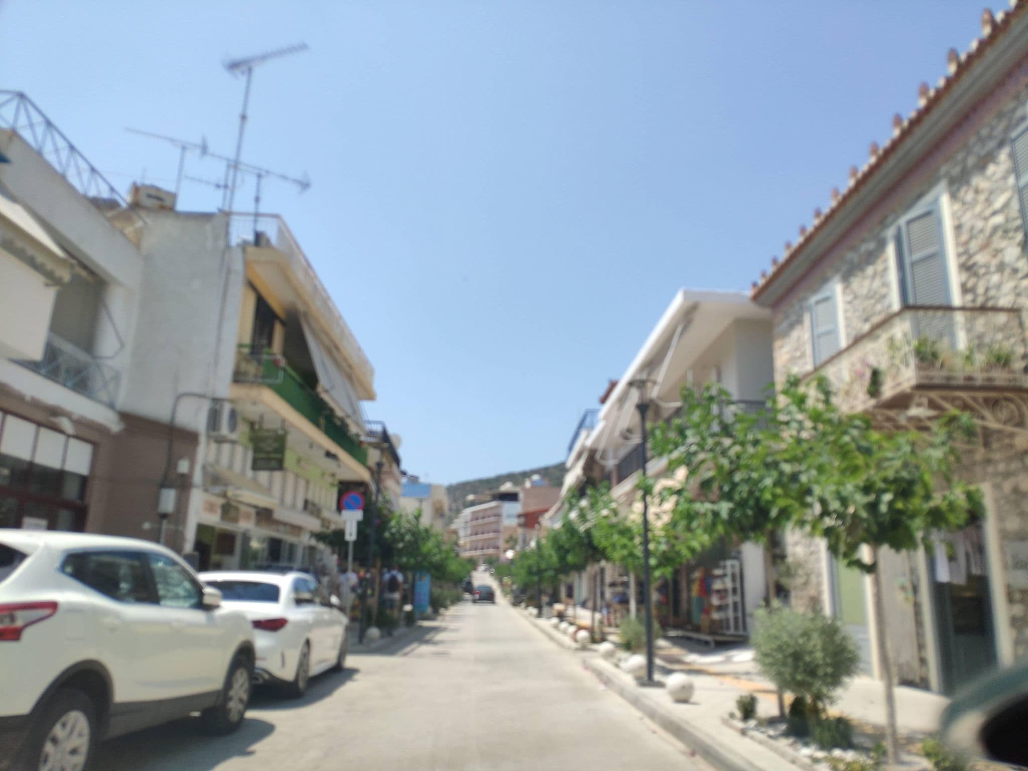 Street view near Frini Hotel, Tolón — © pppetros (CC BY-SA · Mapillary)