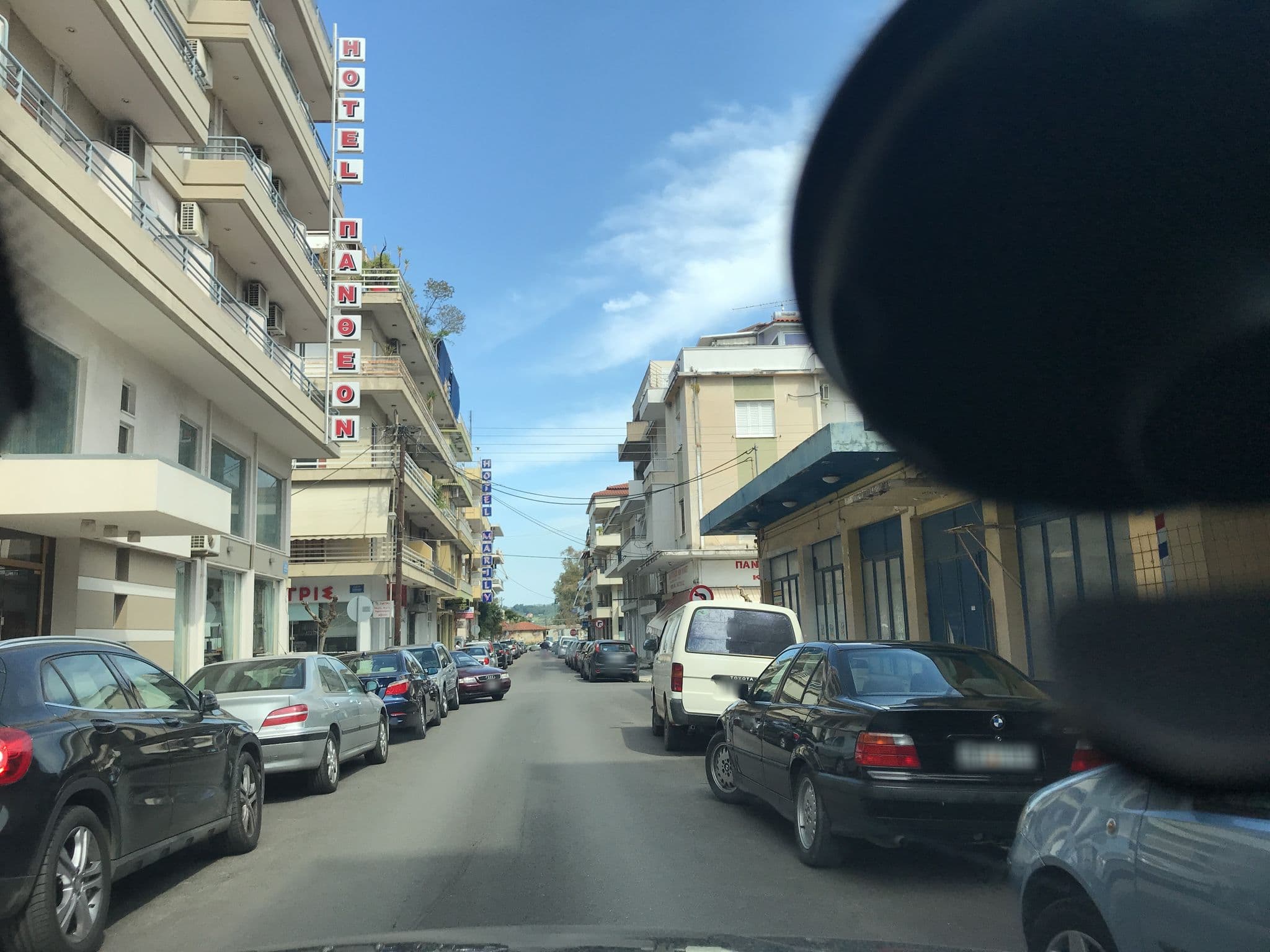 Street view near Hotel Πάνθεον, Pýrgos — © xaris1980 (CC BY-SA · Mapillary)