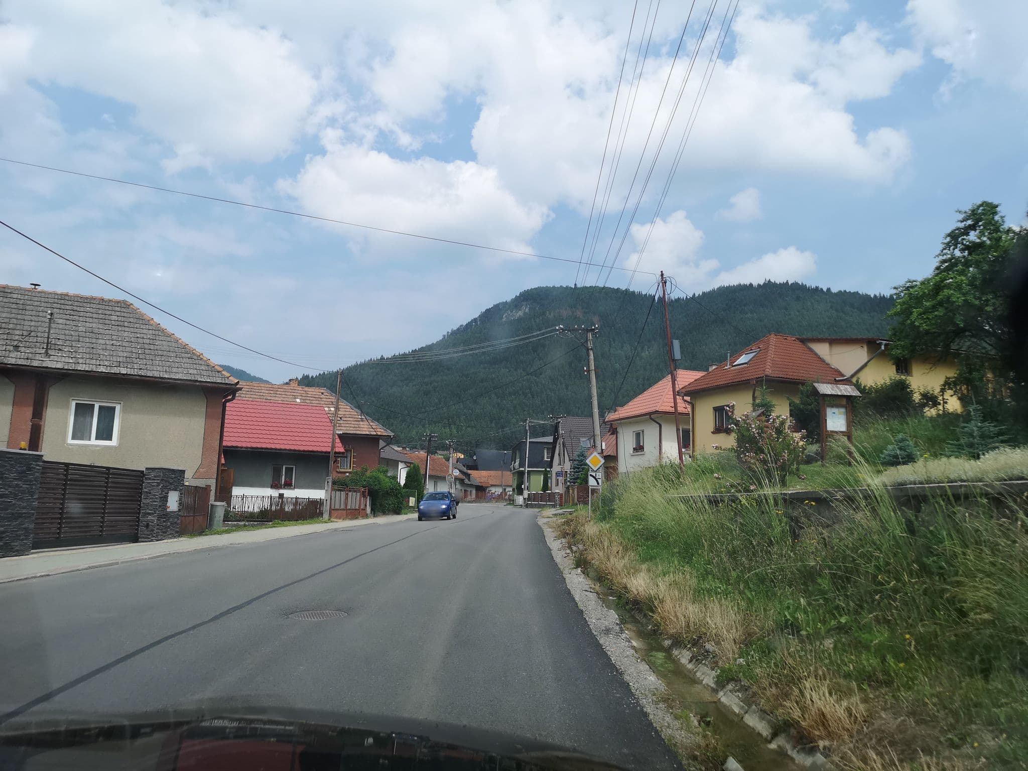 Street view near Horvát Family Residence, Lúčky — © moon4 (CC BY-SA · Mapillary)