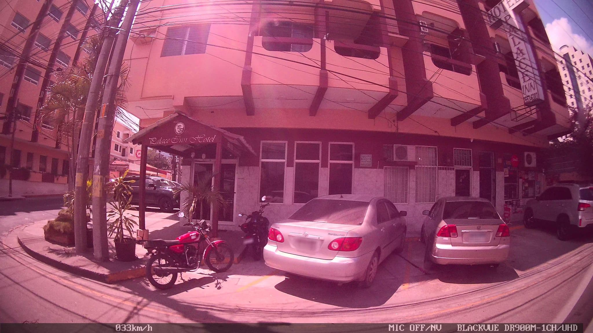 Street view near Hotel Palace Ejecutivo, San Pedro Sula — © kaart_4 (CC BY-SA · Mapillary)