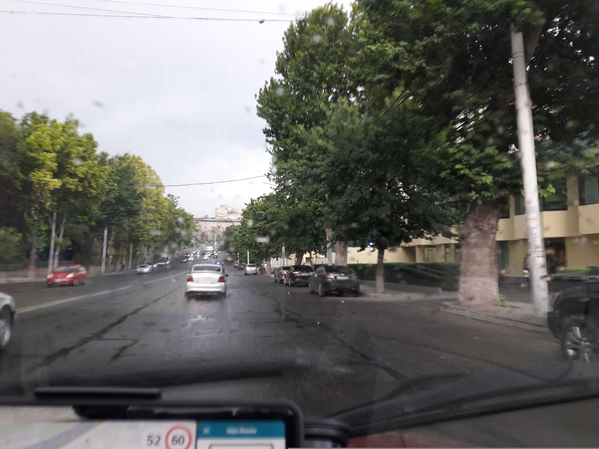 Street view near Inga Hotel Yerevan, Ajapnyak — © noktoborus (CC BY-SA · Mapillary)