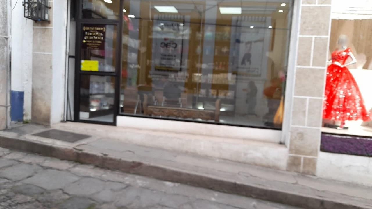 Street view near Fontana Real Hotel, Quetzaltenango — © LuciaG (CC BY-SA · Mapillary)