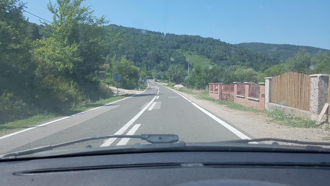 Street view near Villa Edy, Bihać — © mik007 (CC BY-SA · Mapillary)