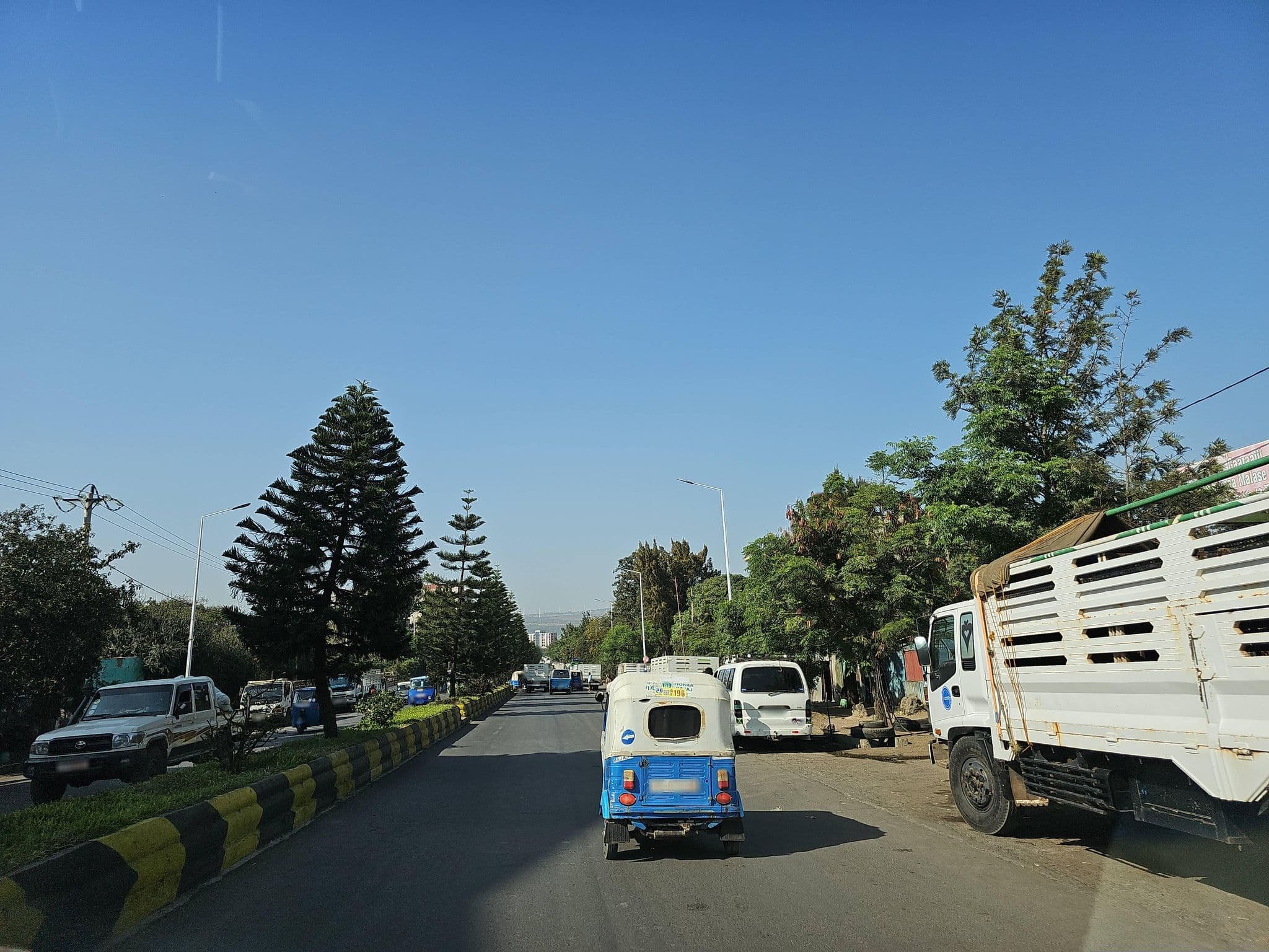 Street view near Gillu Hotel, Nazrēt — © solomondemeke (CC BY-SA · Mapillary)