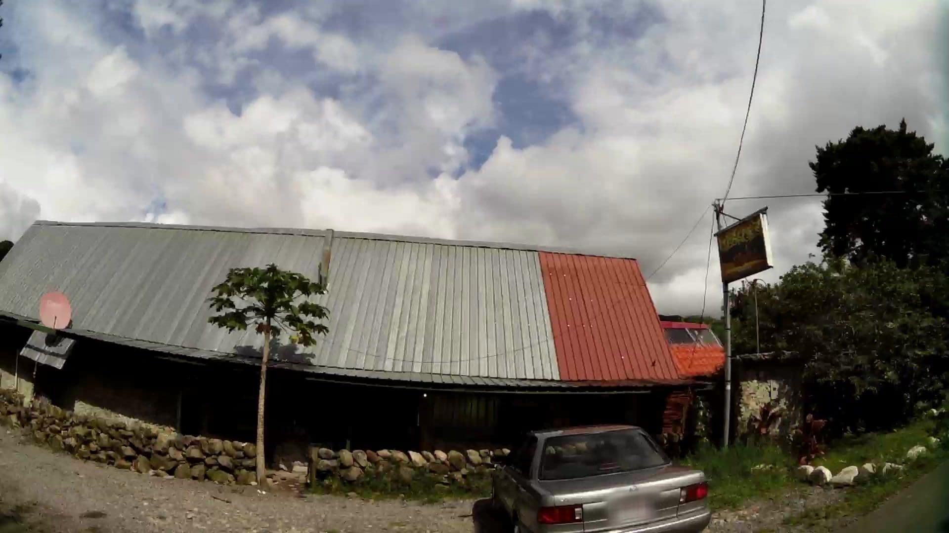 Street view near Fireside Inn And Grill, Boquete — © kaartcam (CC BY-SA · Mapillary)