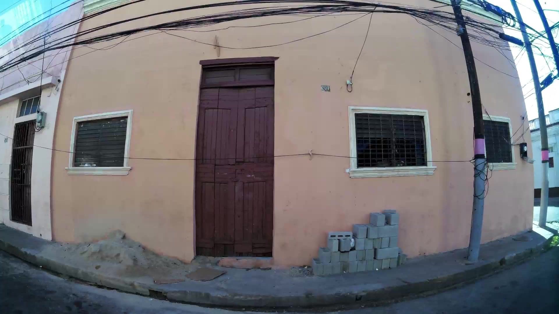 Street view near Ocean Breeze Studios, Santo Domingo — © kaartcam (CC BY-SA · Mapillary)