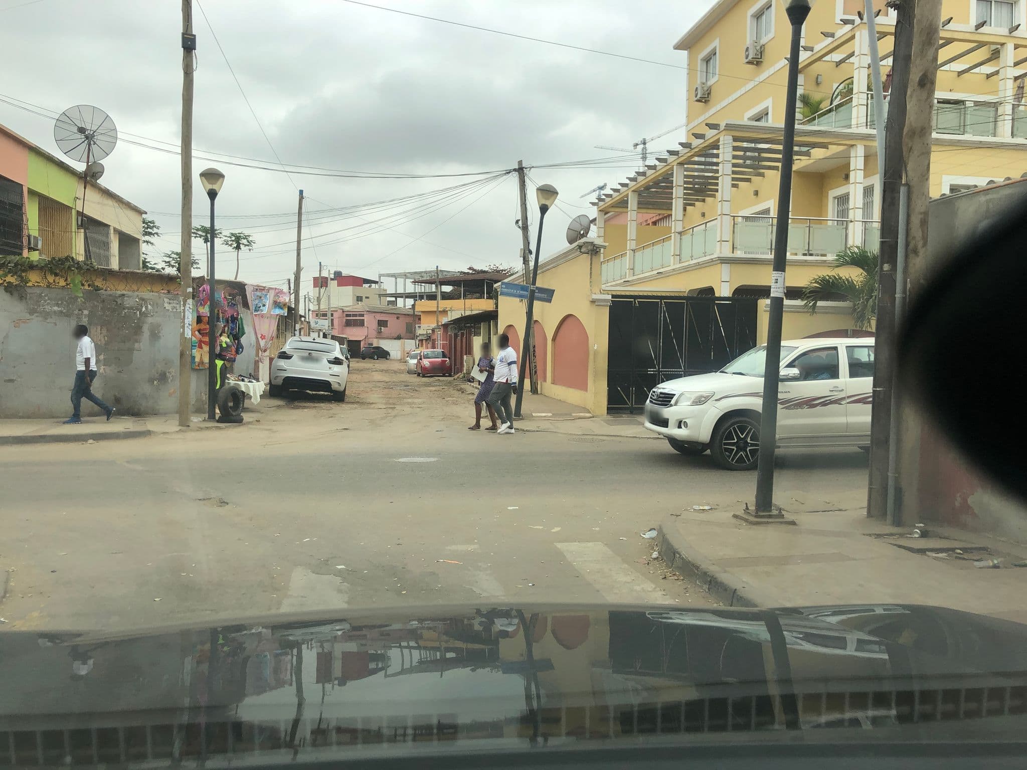 Street view near Massus Hotel, Rangel — © via (CC BY-SA · Mapillary)