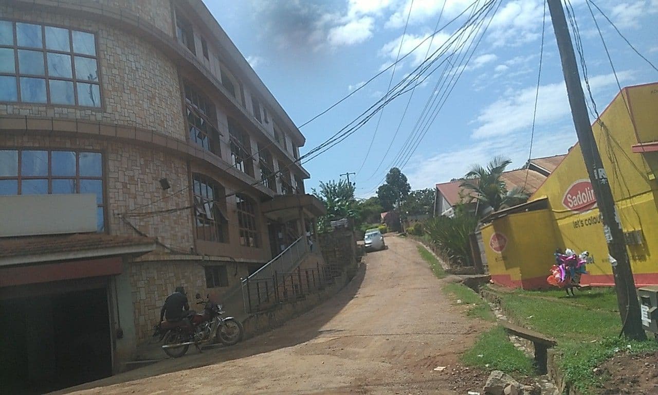Street view near Satellite Hotel - Kisaasi, Kira — © ralebipim (CC BY-SA · Mapillary)