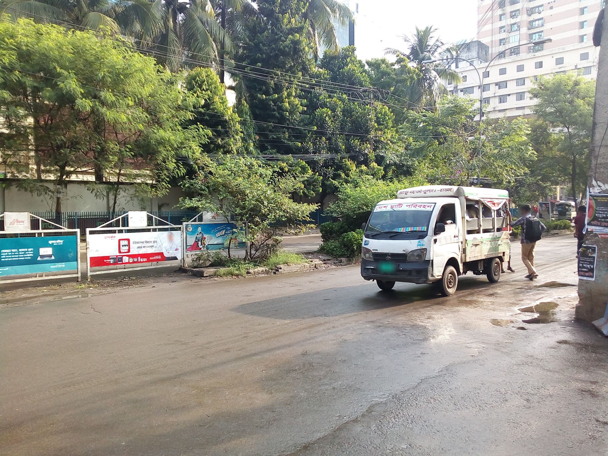 Street view near Platinum Hotels, Bhatara — © azam17 (CC BY-SA · Mapillary)
