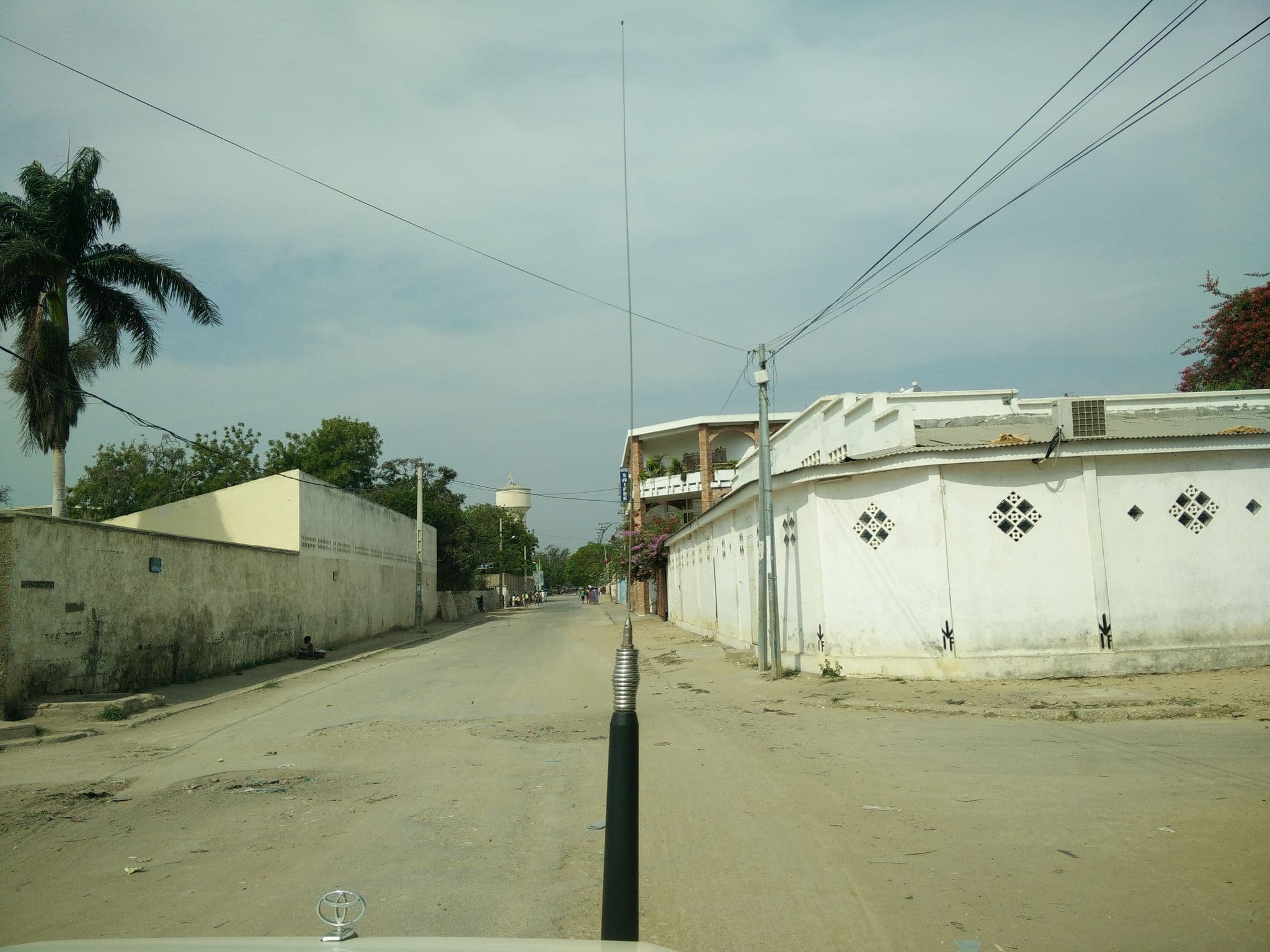 Street view near Saifee Hotel - TOLIARA, Toliara — © cartophyl (CC BY-SA · Mapillary)