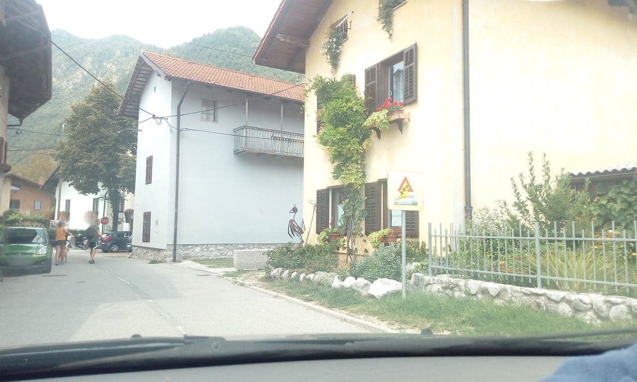 Street view near FEDRIG PRIVATE ROOMS & HOSTEL ROOMS, Kobarid — © cascafico (CC BY-SA · Mapillary)