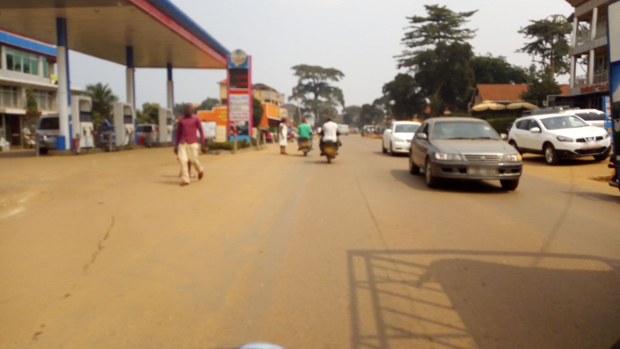 Street view near CHELLO SUITES & HOTEL, Kireka — © beza208 (CC BY-SA · Mapillary)