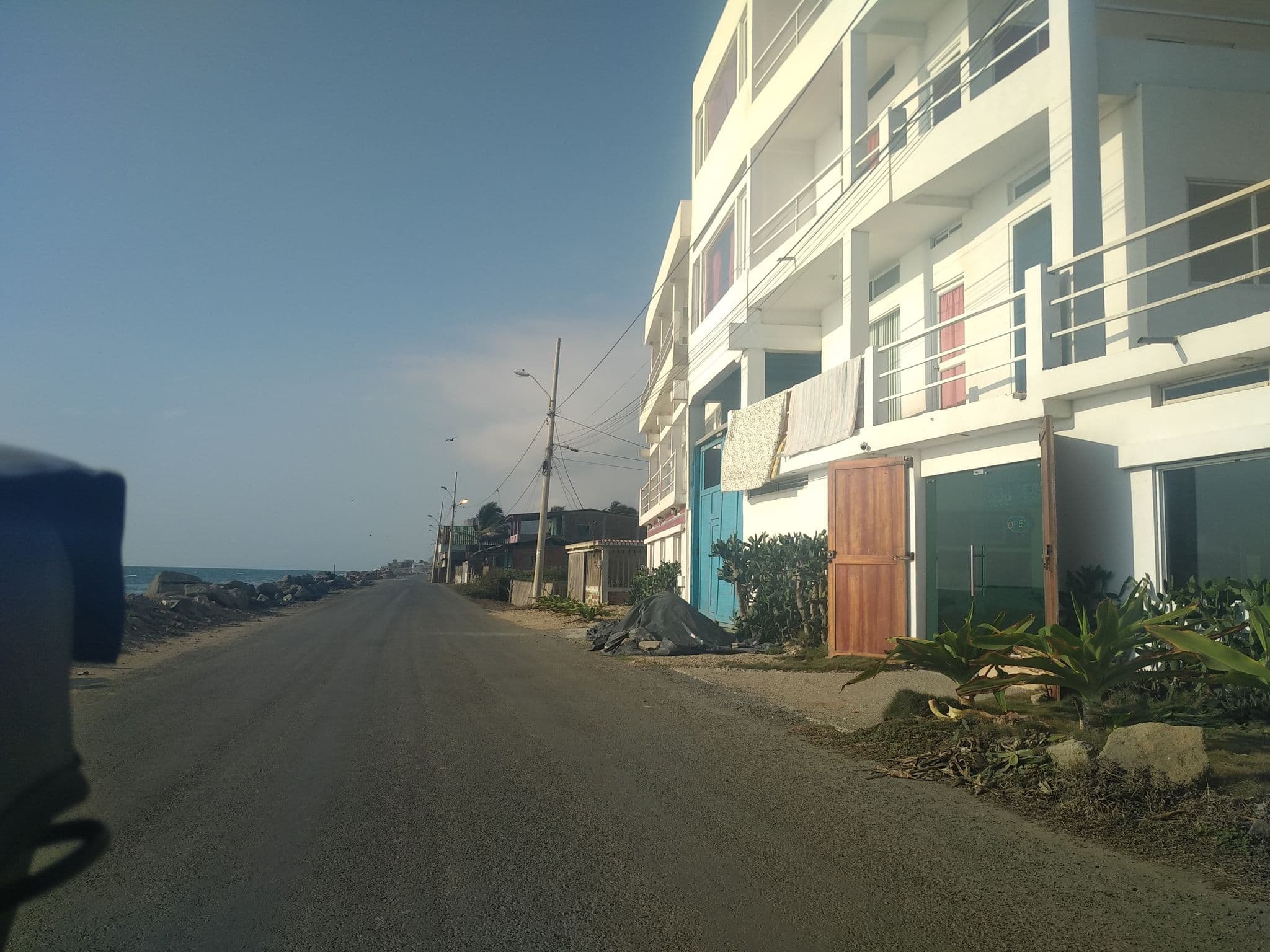 Street view near Olabella, Rocafuerte — © nomadmapper (CC BY-SA · Mapillary)