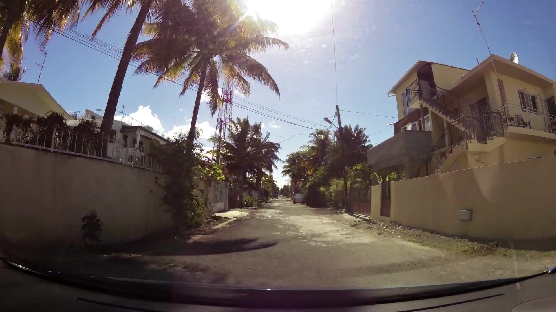 Street view near La Villa Côtière, Flic en Flac — © kaartcam (CC BY-SA · Mapillary)