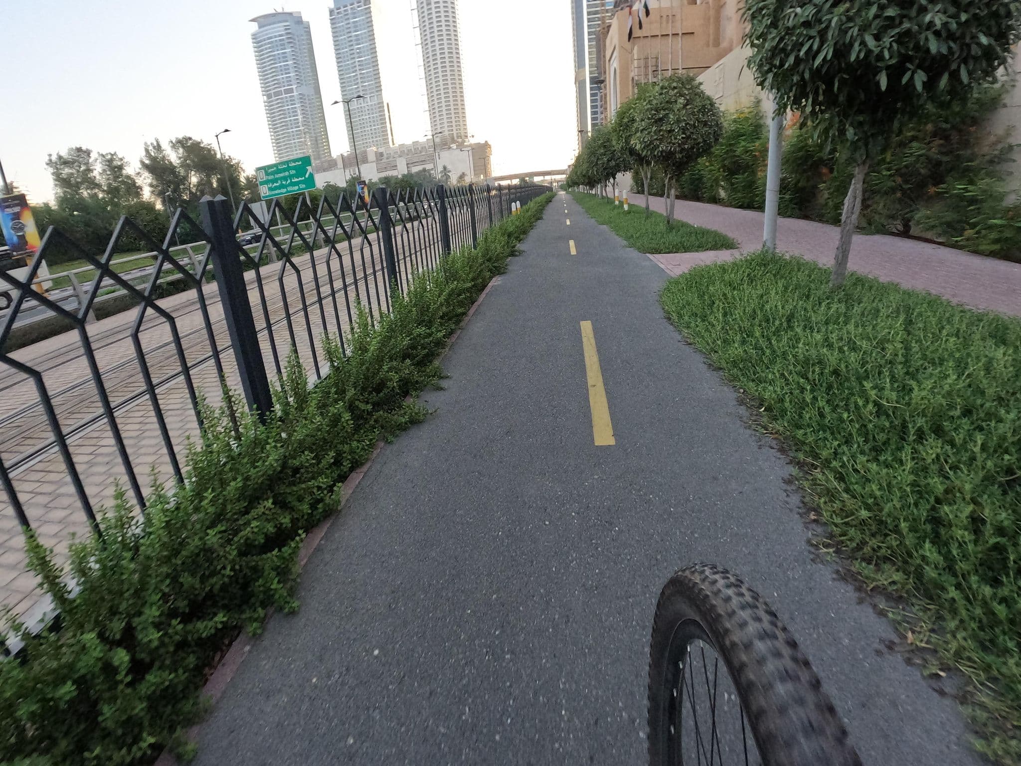 Street view near Arjaan by Rotana Dubai, Dubai Internet City — © countzero5 (CC BY-SA · Mapillary)