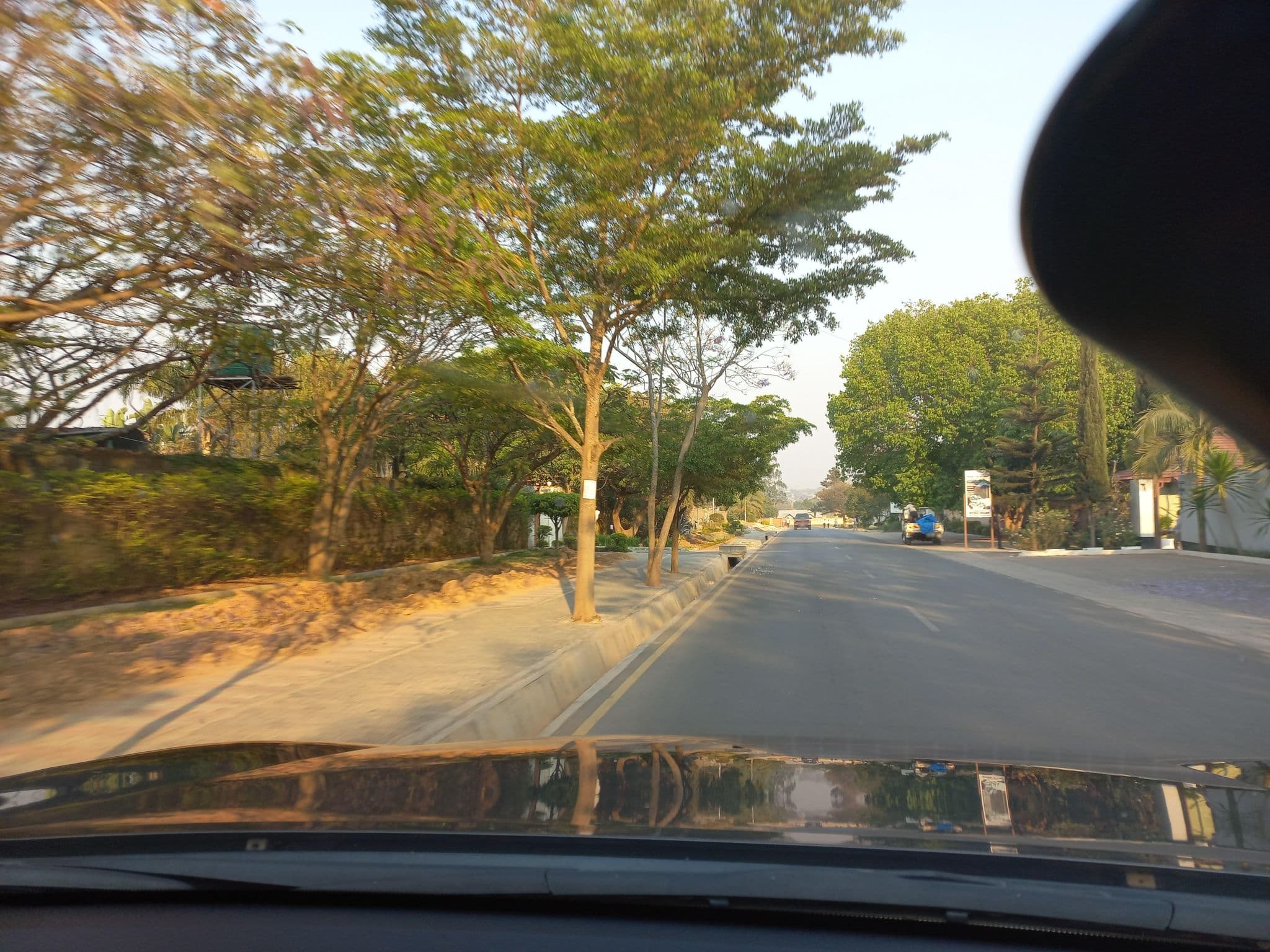 Street view near Nomads Court Lodge 2, Madido — © robert_adilson (CC BY-SA · Mapillary)