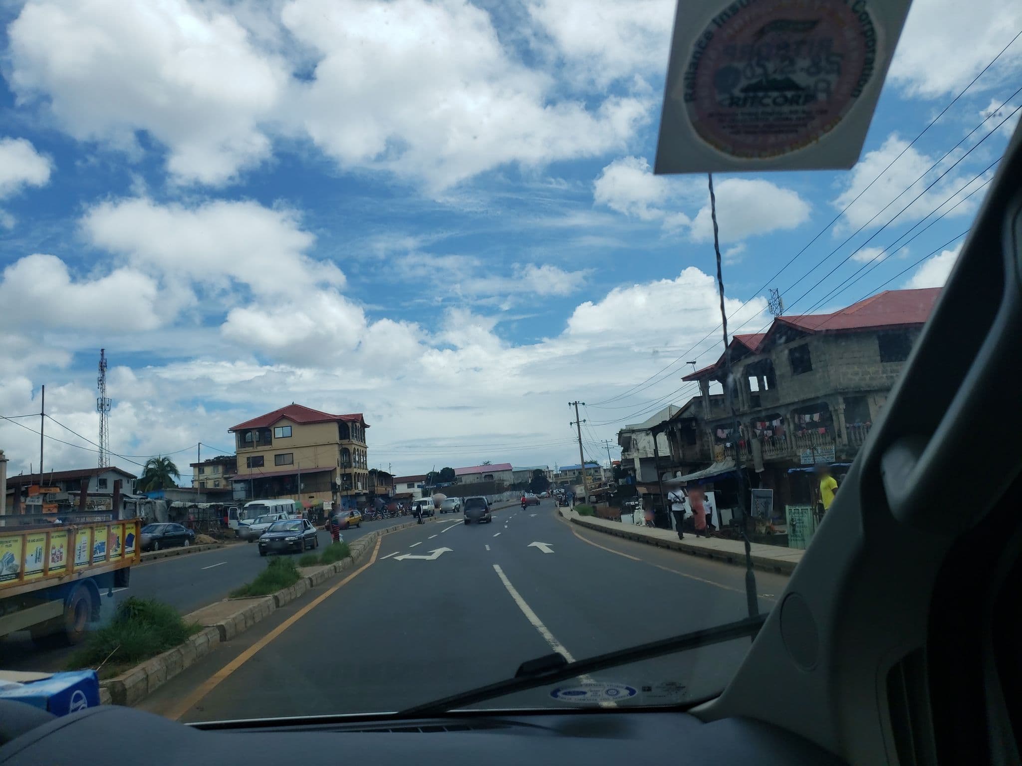 Street view near Joesal Hotel Freetown, Hastings — © farroyoarroyo (CC BY-SA · Mapillary)