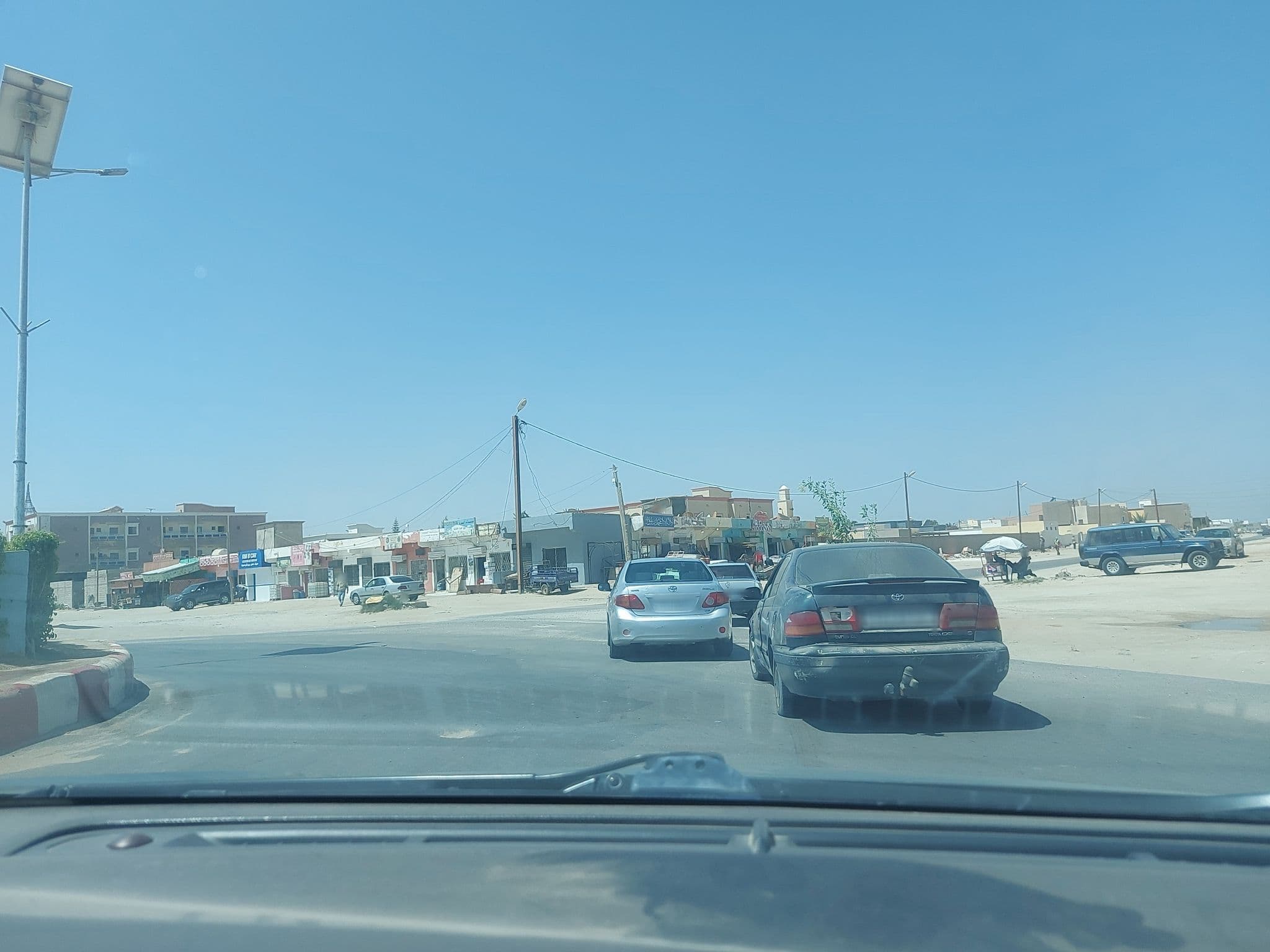 Street view near Hotel Aloe Emira Nkc, Tevragh Zeina — © vetah20 (CC BY-SA · Mapillary)