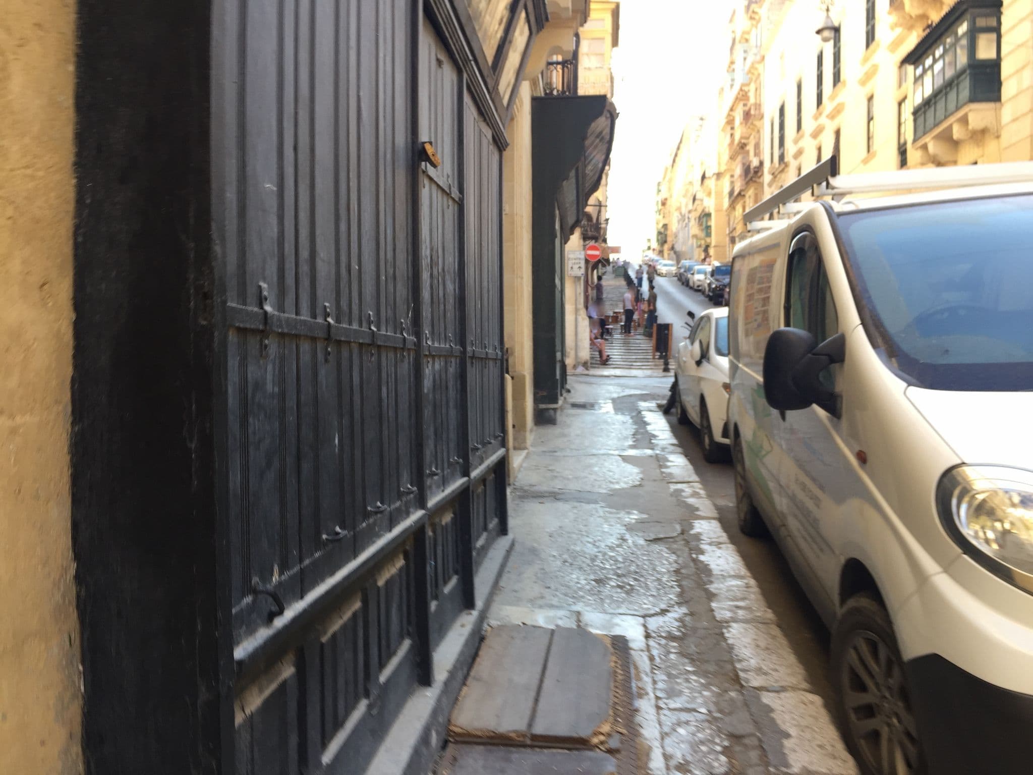 Street view near Vallettastay Lovely House Private Rooms, Valletta — © richlv (CC BY-SA · Mapillary)