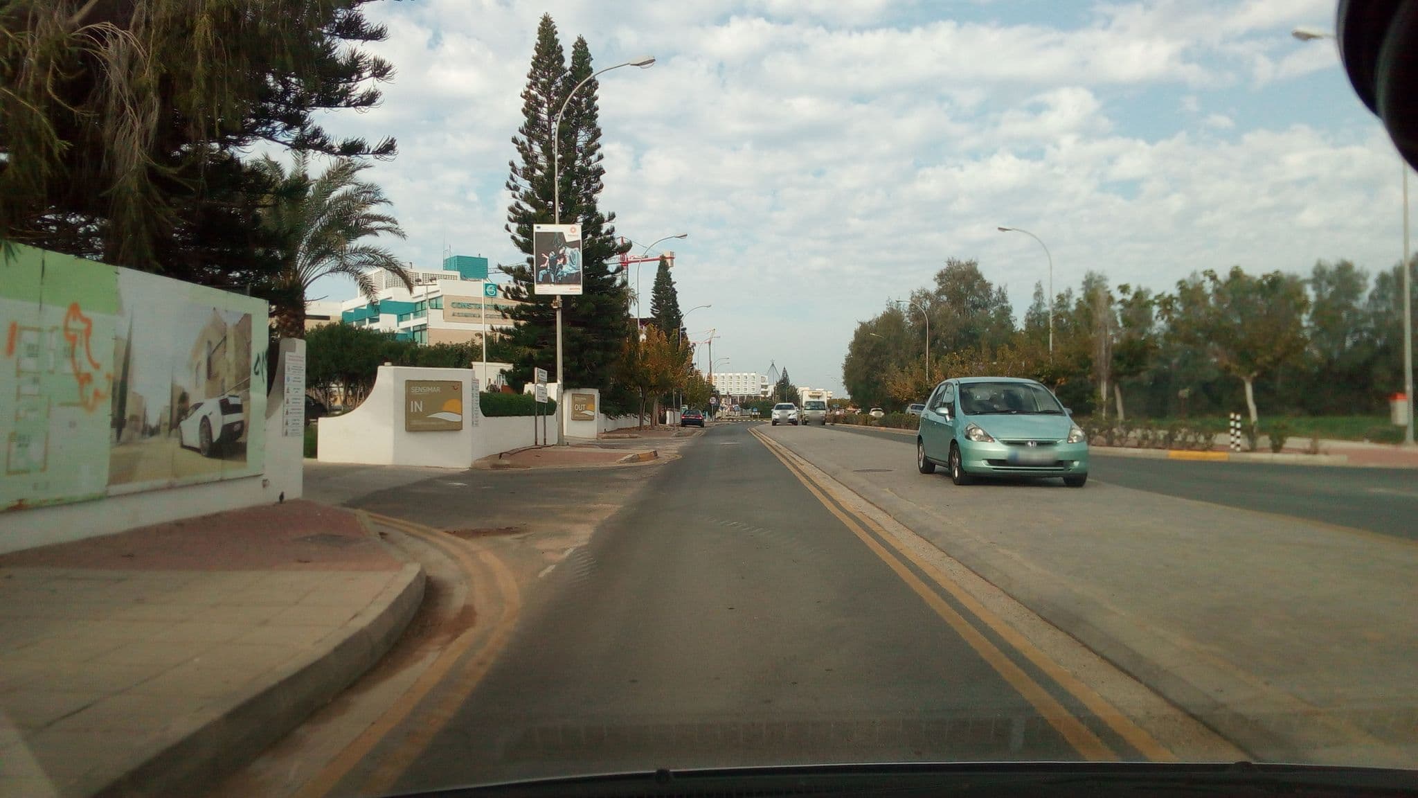 Street view near Constantinou Bros Pioneer Beach Hotel, Geroskipou — © stpkyriakou (CC BY-SA · Mapillary)