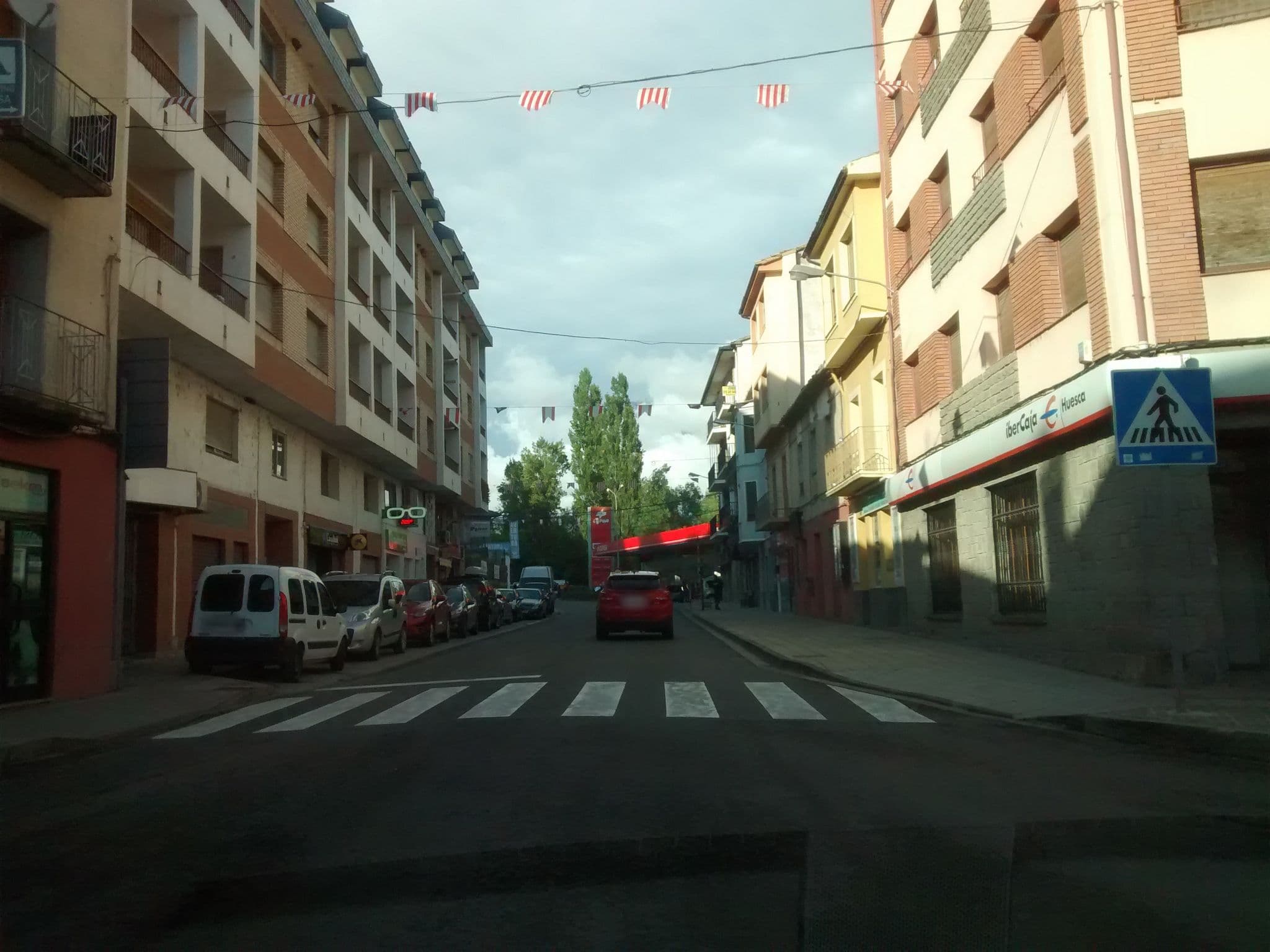 Street view near Apartamentos Villa de Ainsa, Aínsa — © msevilla00 (CC BY-SA · Mapillary)