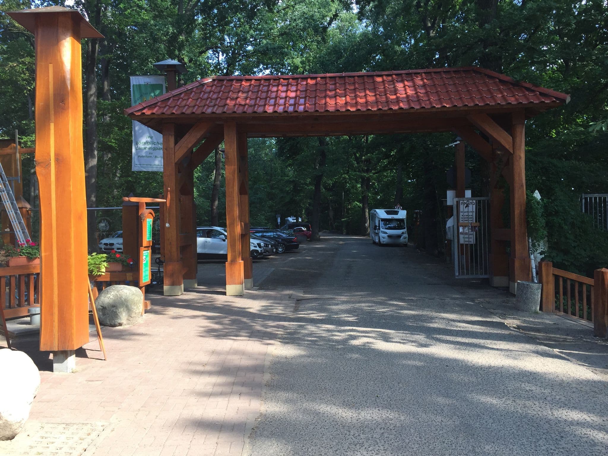 Street view near Campingpark Sanssouci, Werder — © ankeric (CC BY-SA · Mapillary)
