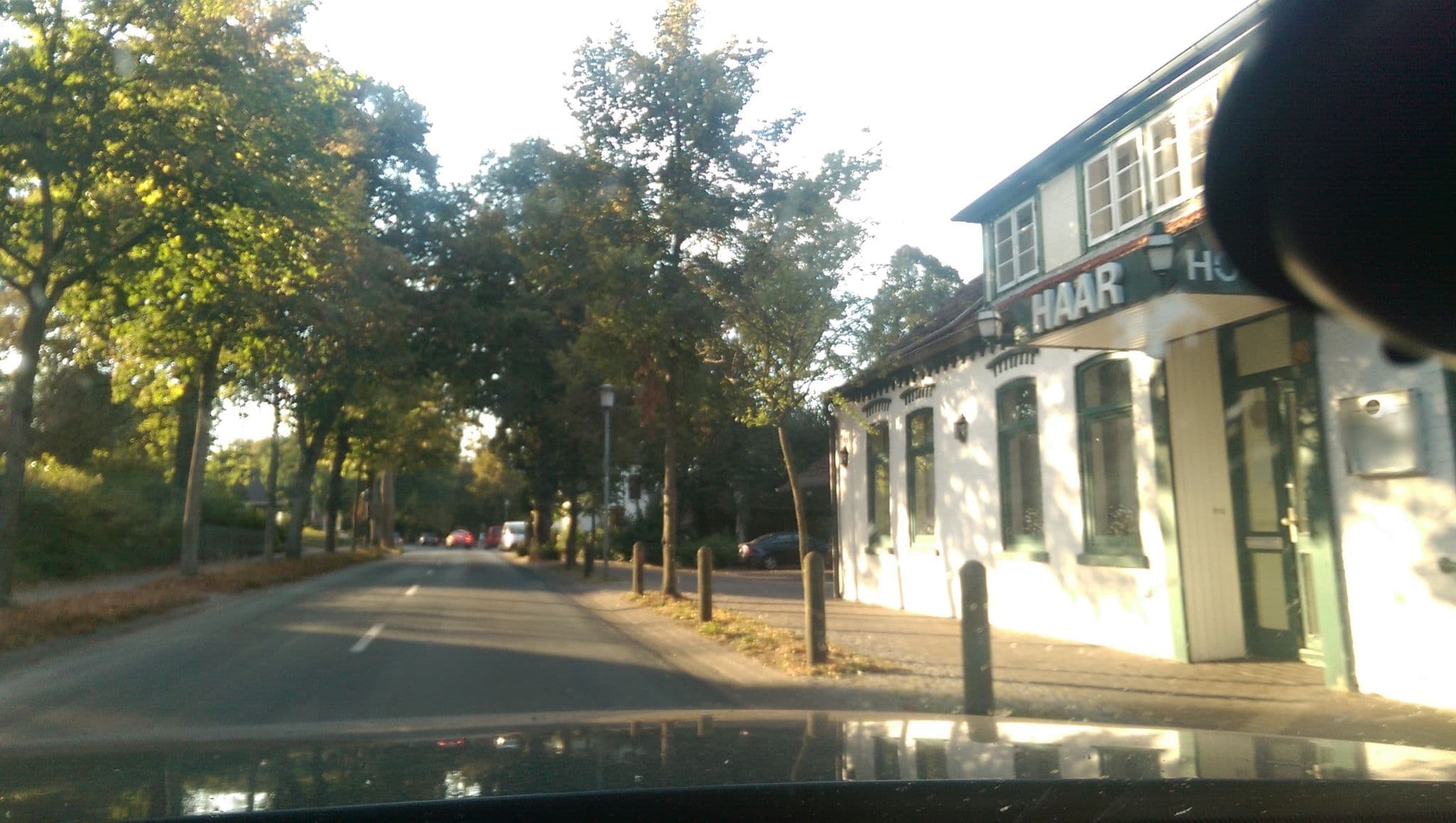 Street view near Galerie-Hotel Maribondo, Worpswede — © live (CC BY-SA · Mapillary)