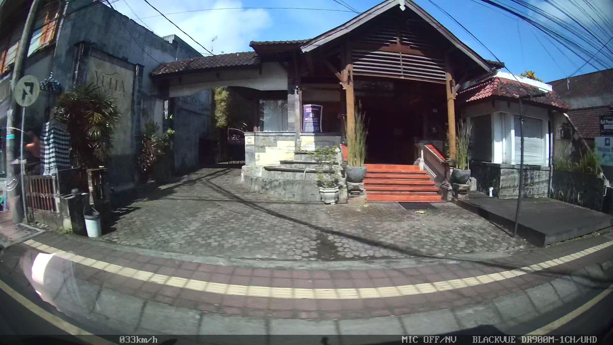 Street view near Yulia Inn, Ubud