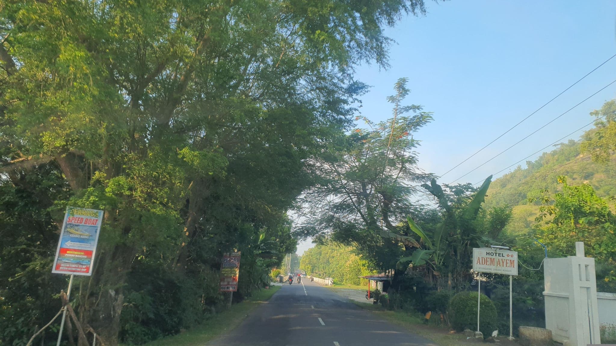 Street view near Adem Ayem Hotel, Selogiri — © FotoPeta (CC BY-SA · Mapillary)
