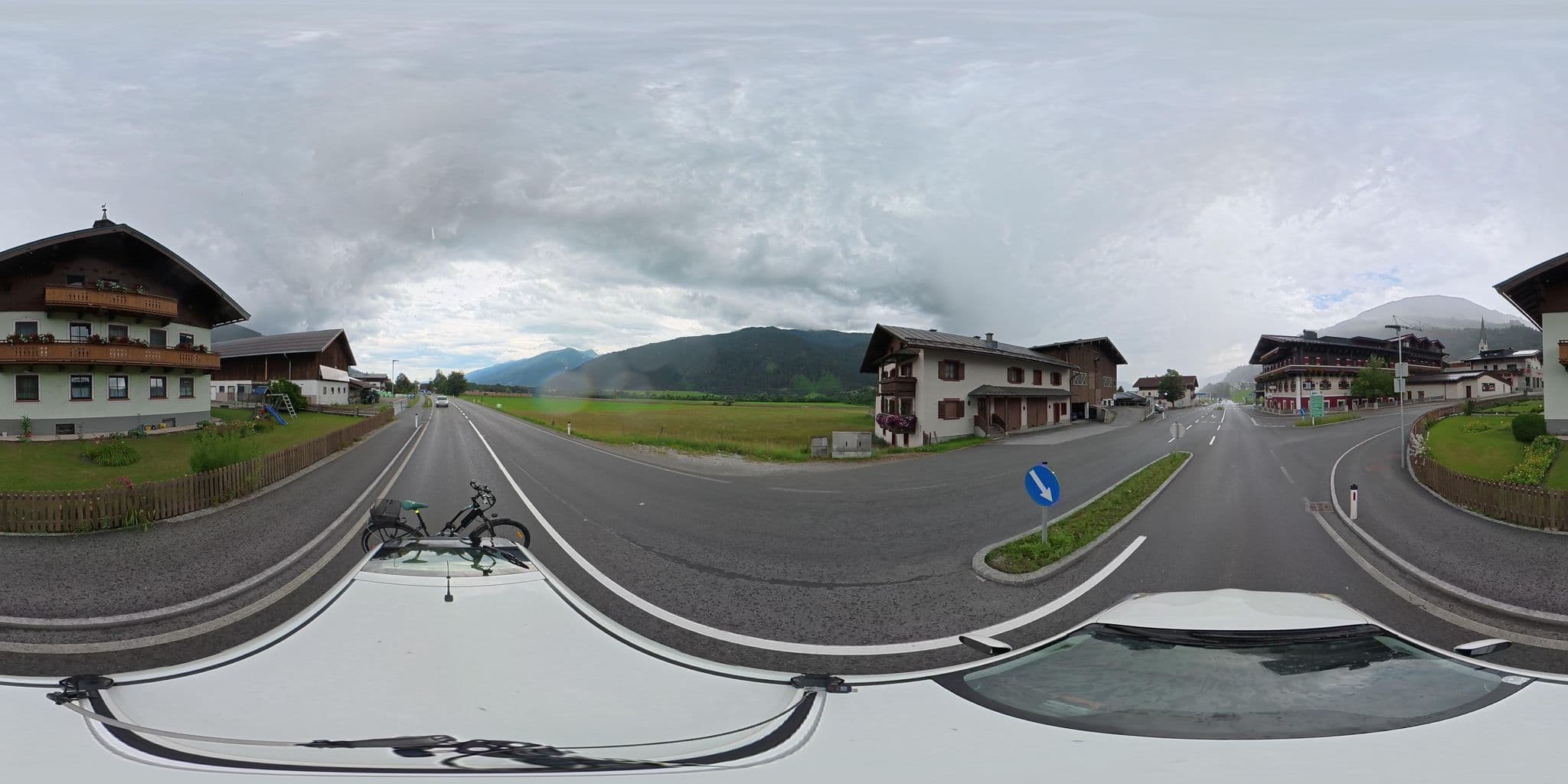 Street view near Haus Enzinger, Stuhlfelden — © osmplus_org (CC BY-SA · Mapillary)
