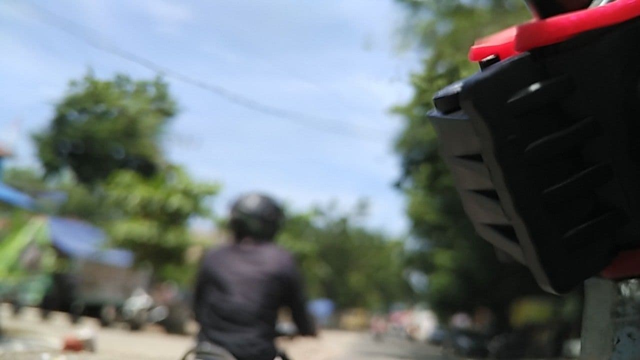 Street view near Hotel Sonic, Semarang — © medika (CC BY-SA · Mapillary)