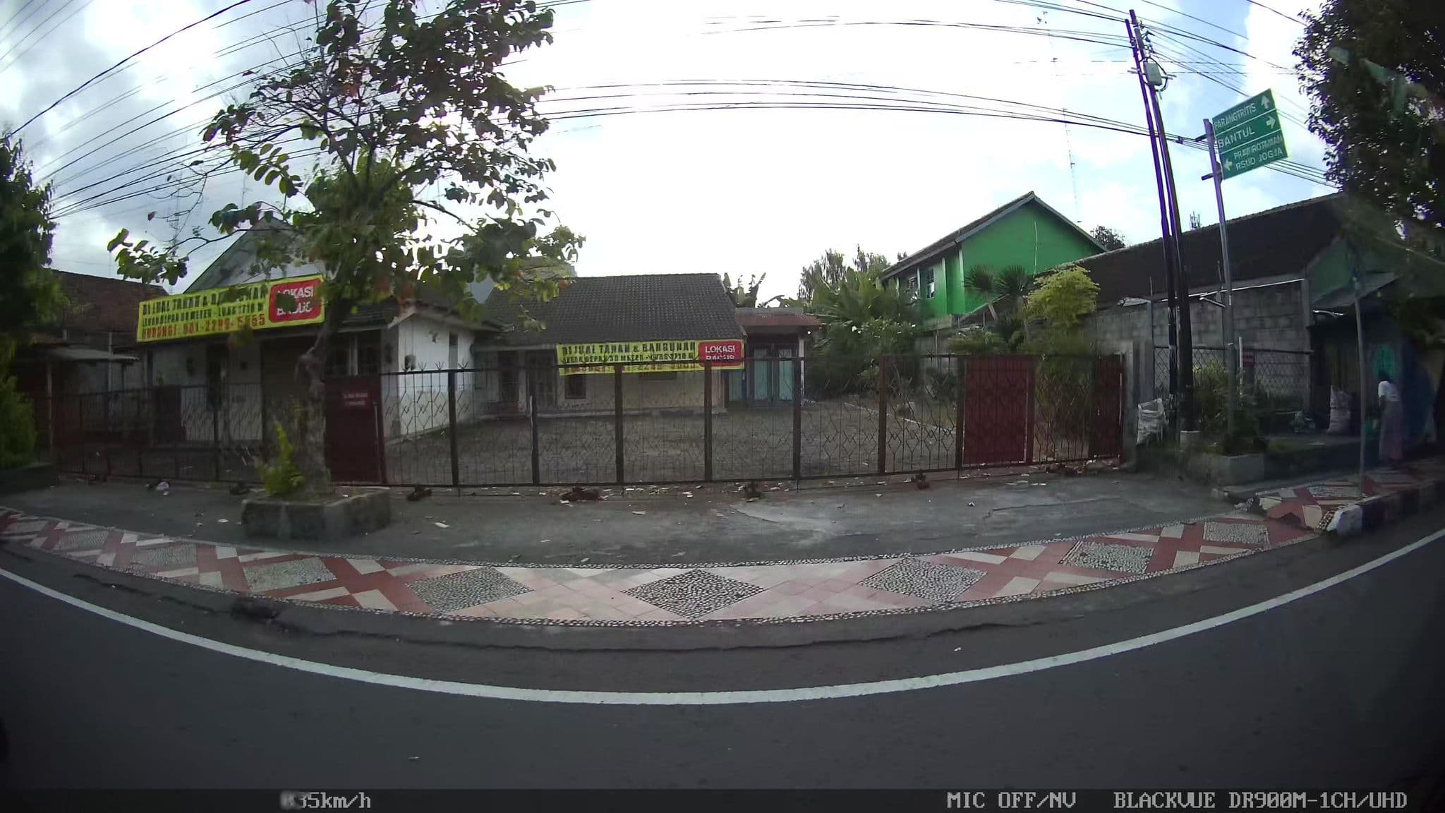 Street view near Hotel Sritimur, Yogyakarta — © kaart_2 (CC BY-SA · Mapillary)
