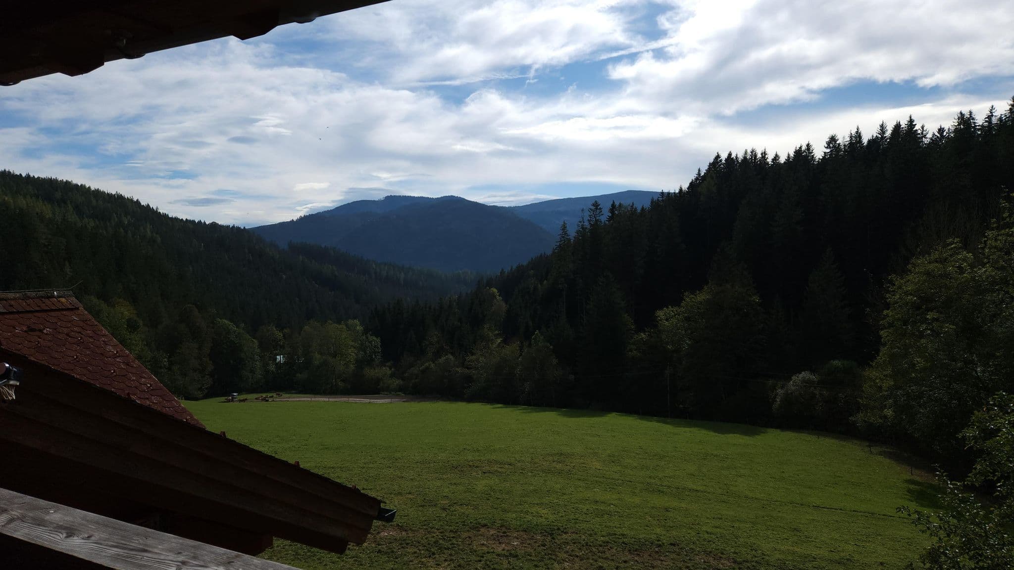 Street view near Biobauernhof Michlbauer, Mürzzuschlag — © magonreal (CC BY-SA · Mapillary)