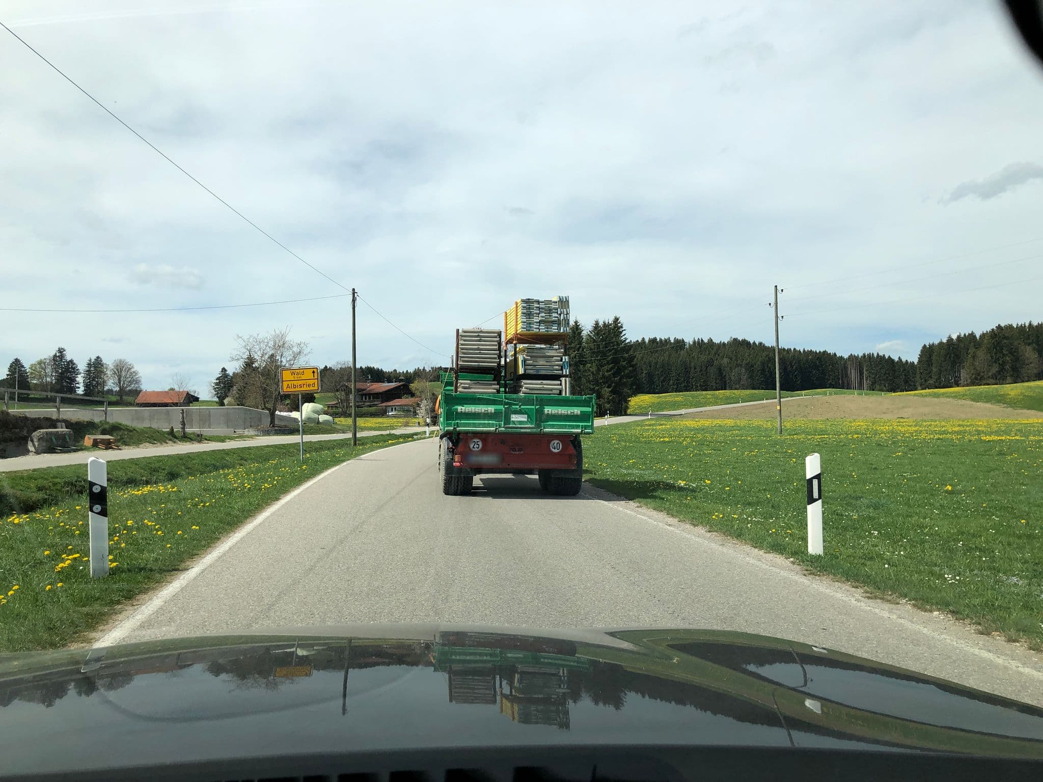 Street view near Bauernhof Fichtl-Valtin, Lengenwang — © derzornigemarkus (CC BY-SA · Mapillary)