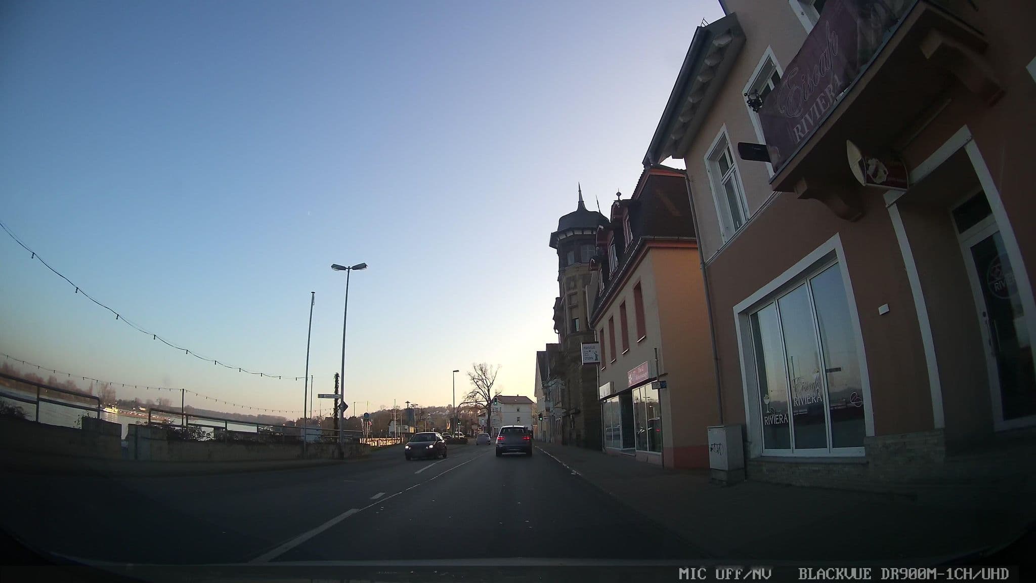 Street view near Alter Vater Rhein, Nierstein — © chuck (CC BY-SA · Mapillary)