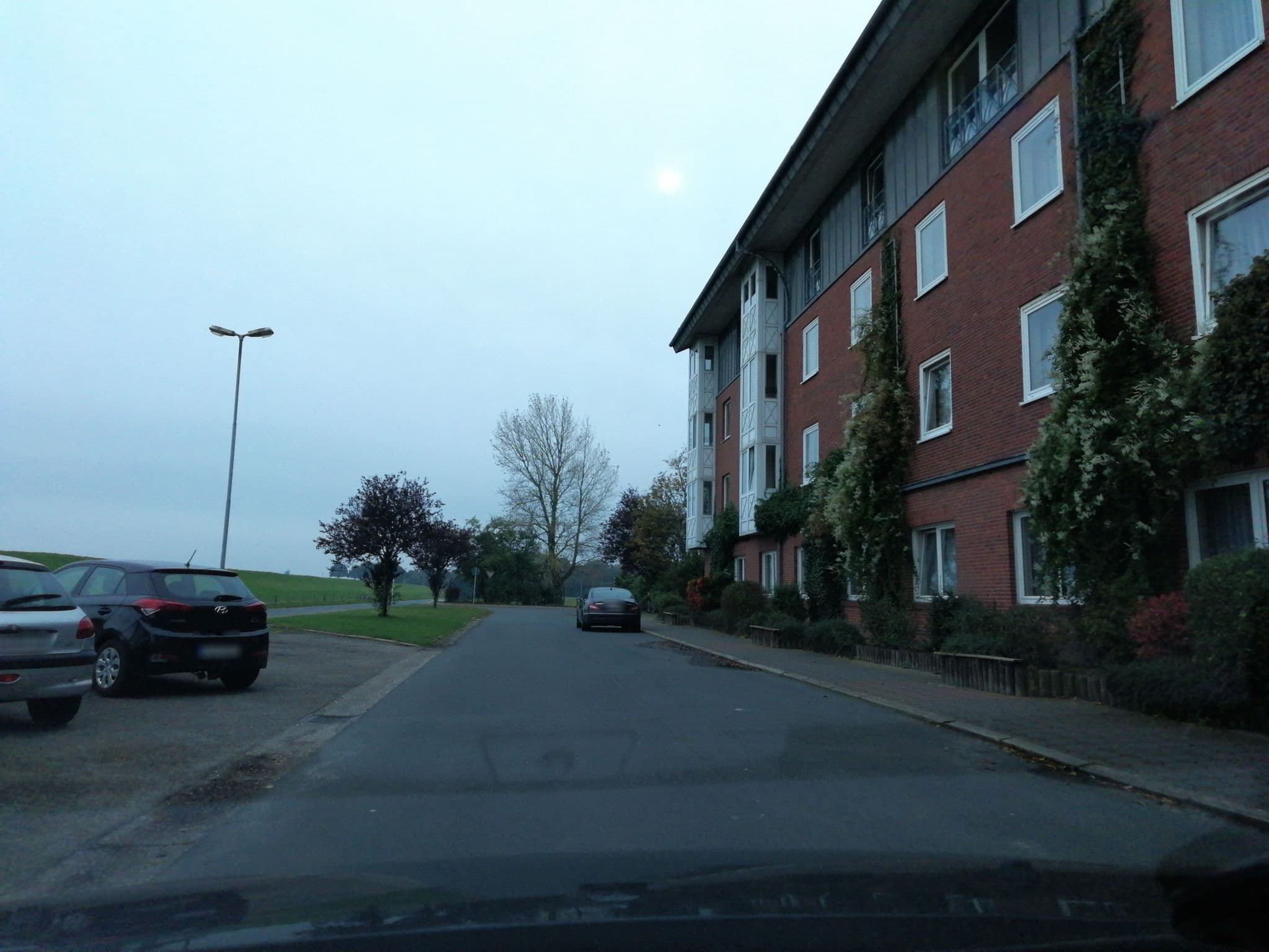 Street view near Nordseehotel Wilhelmshaven, Wilhelmshaven — © hotzi57 (CC BY-SA · Mapillary)