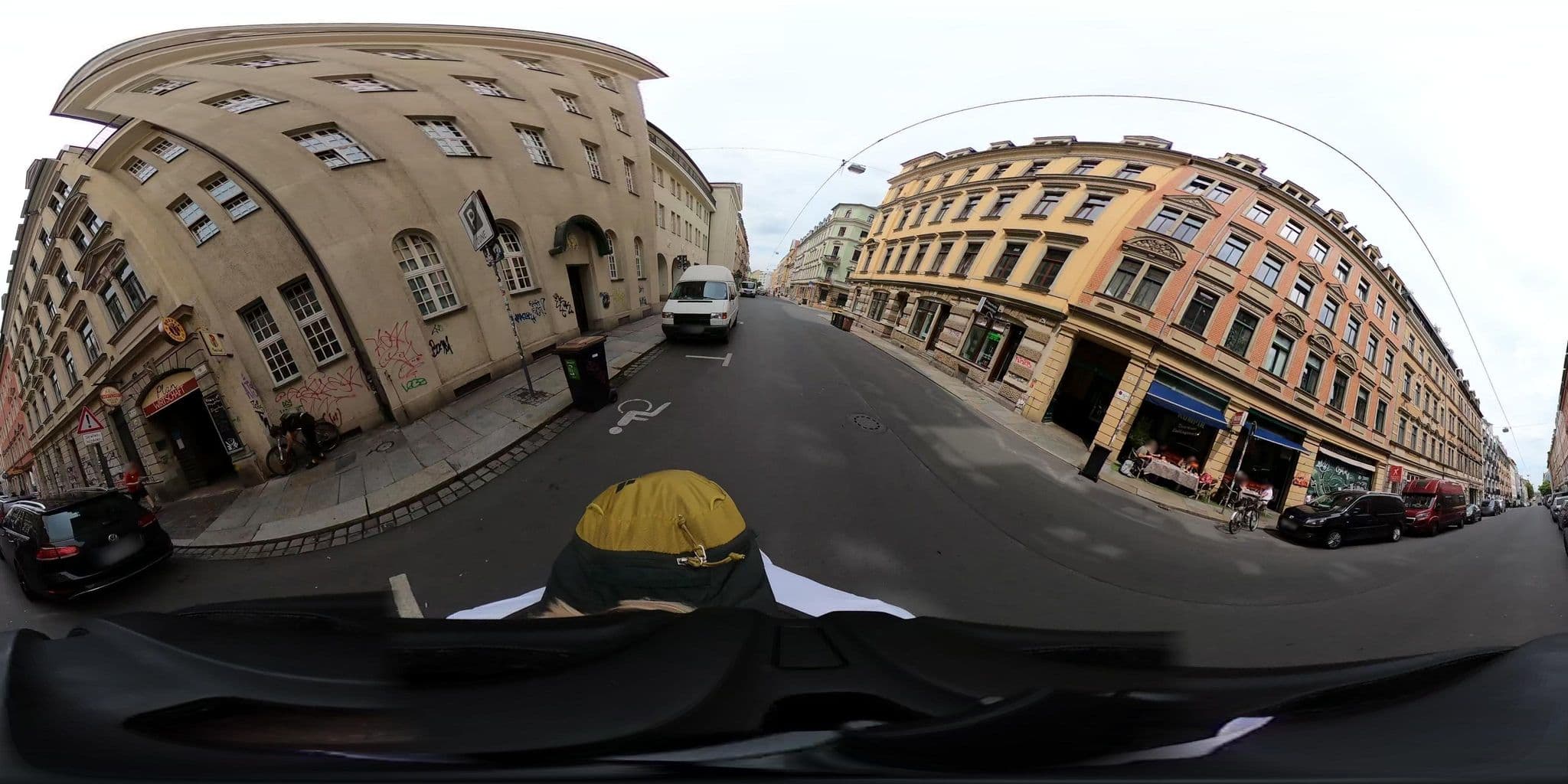 Street view near Louise 20, Äußere Neustadt — © geowatti (CC BY-SA · Mapillary)