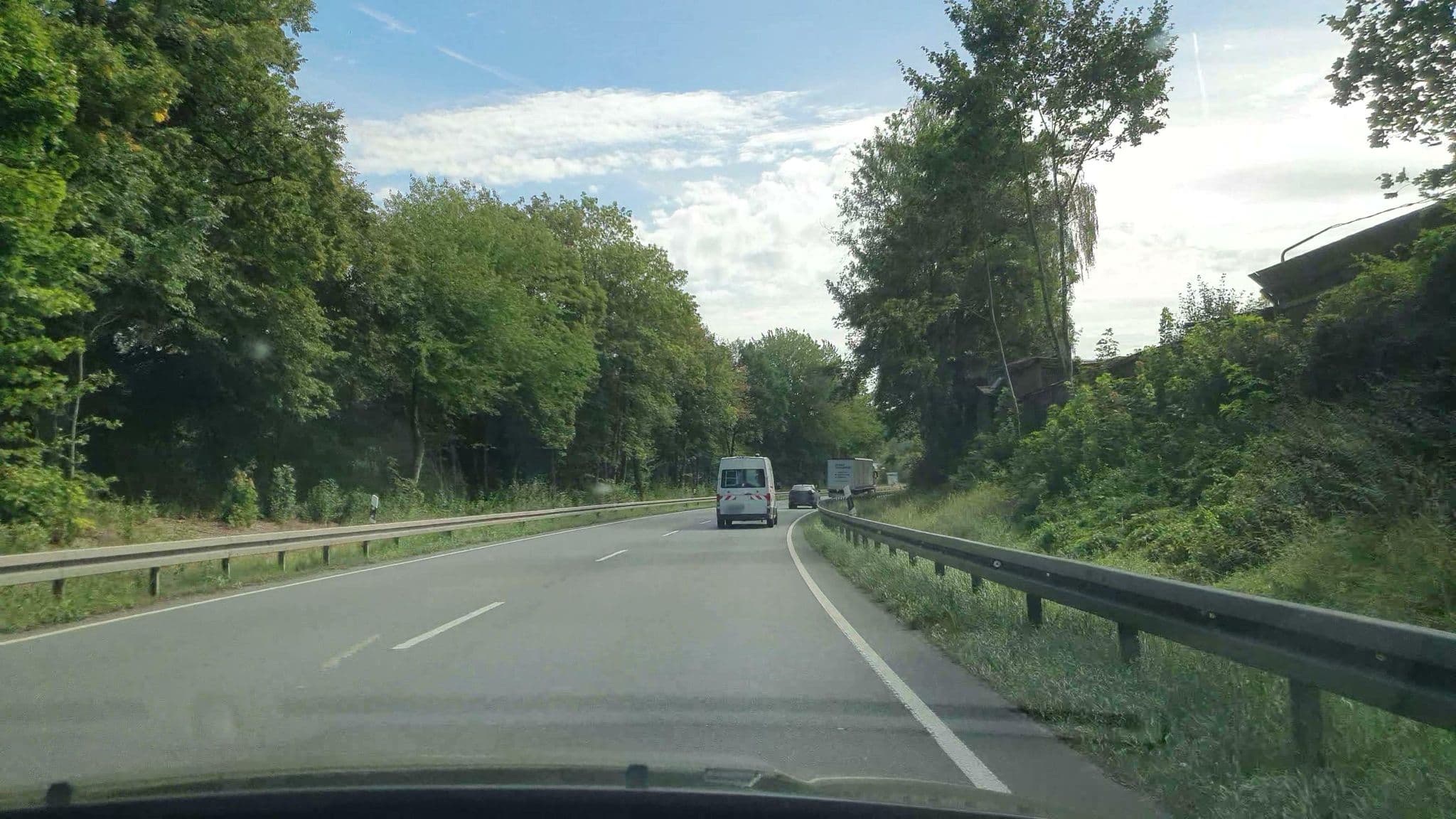 Street view near Hotel Garni Triebel, Marktredwitz — © r66 (CC BY-SA · Mapillary)