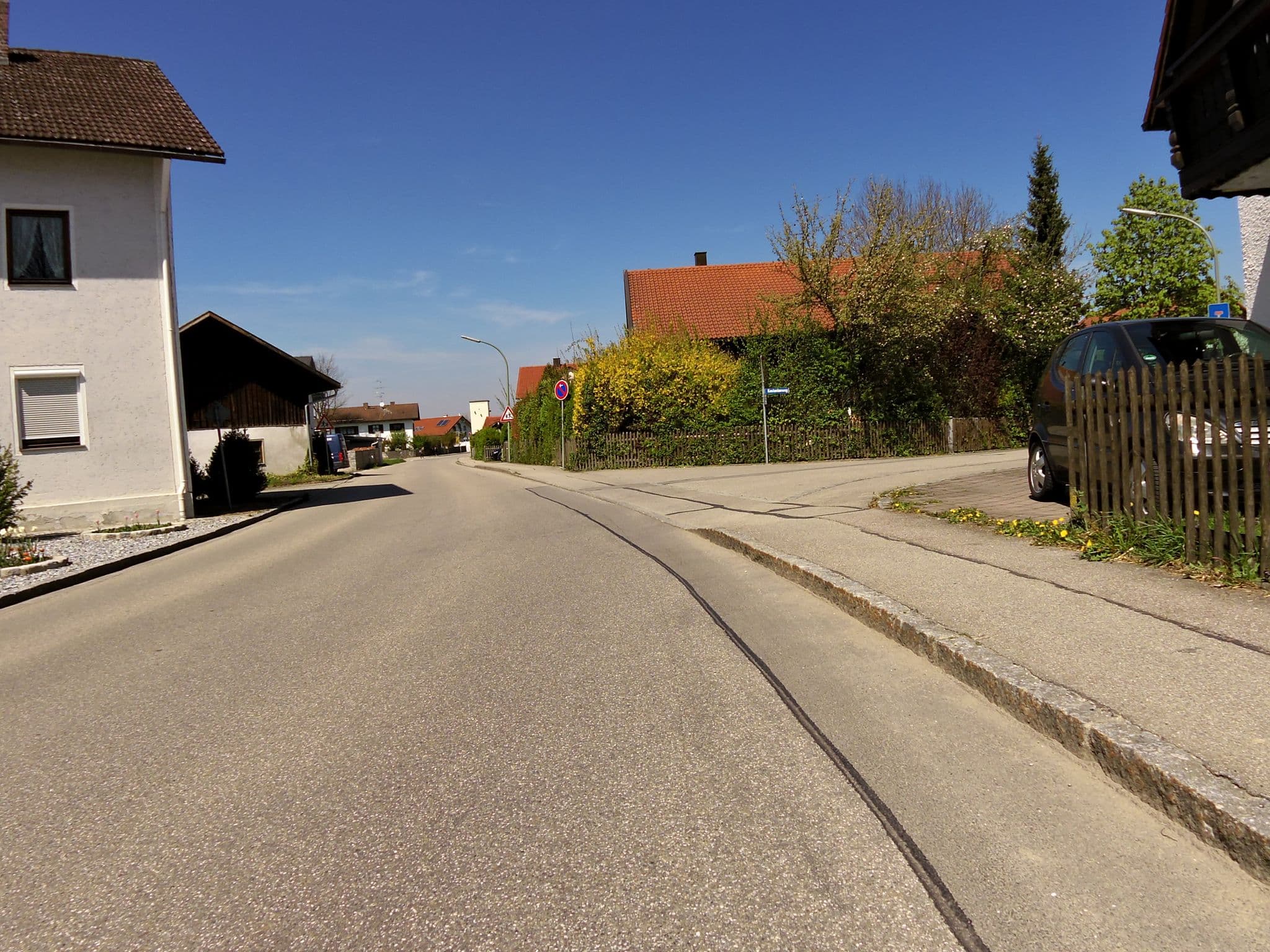 Street view near Gasthaus Lex, Walpertskirchen — © czmrtn (CC BY-SA · Mapillary)