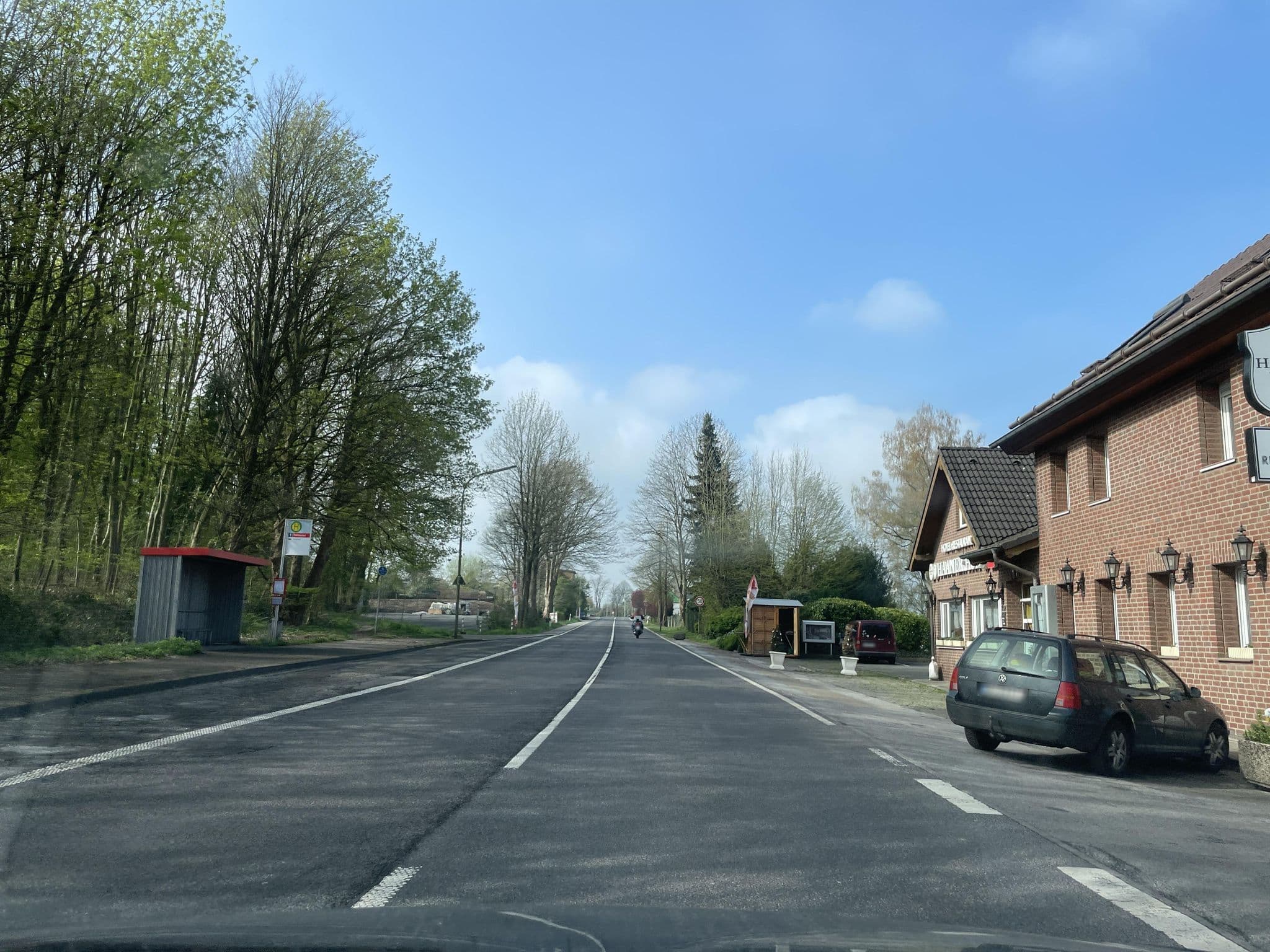 Street view near Haaner Hof, Gruiten — © endradon (CC BY-SA · Mapillary)