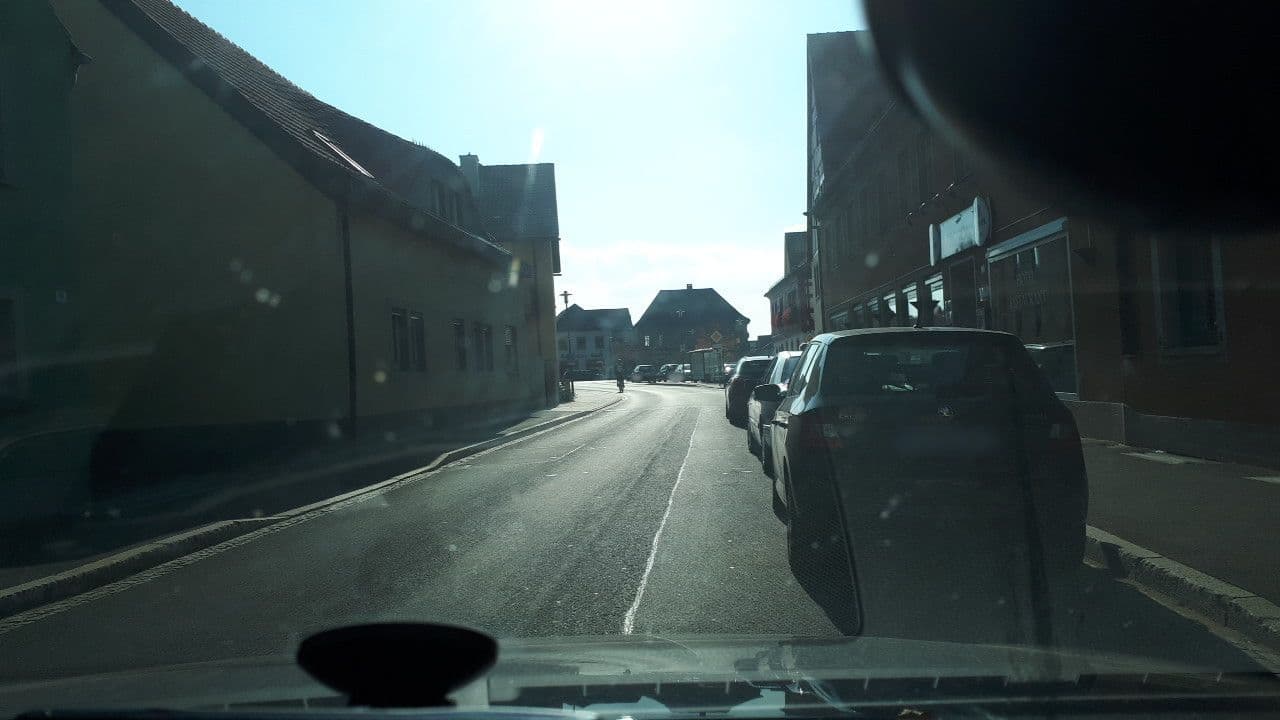 Street view near Schwarzacher Hof, Sommerach — © achims311 (CC BY-SA · Mapillary)