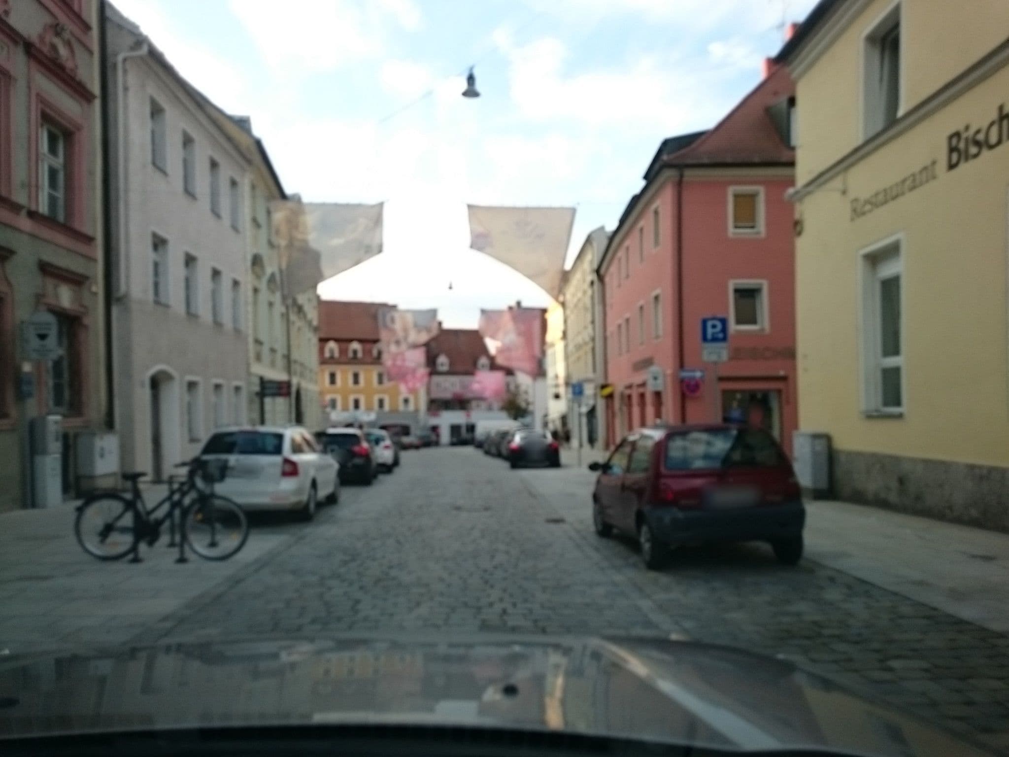 Street view near Giamas, Straubing — © voschix (CC BY-SA · Mapillary)