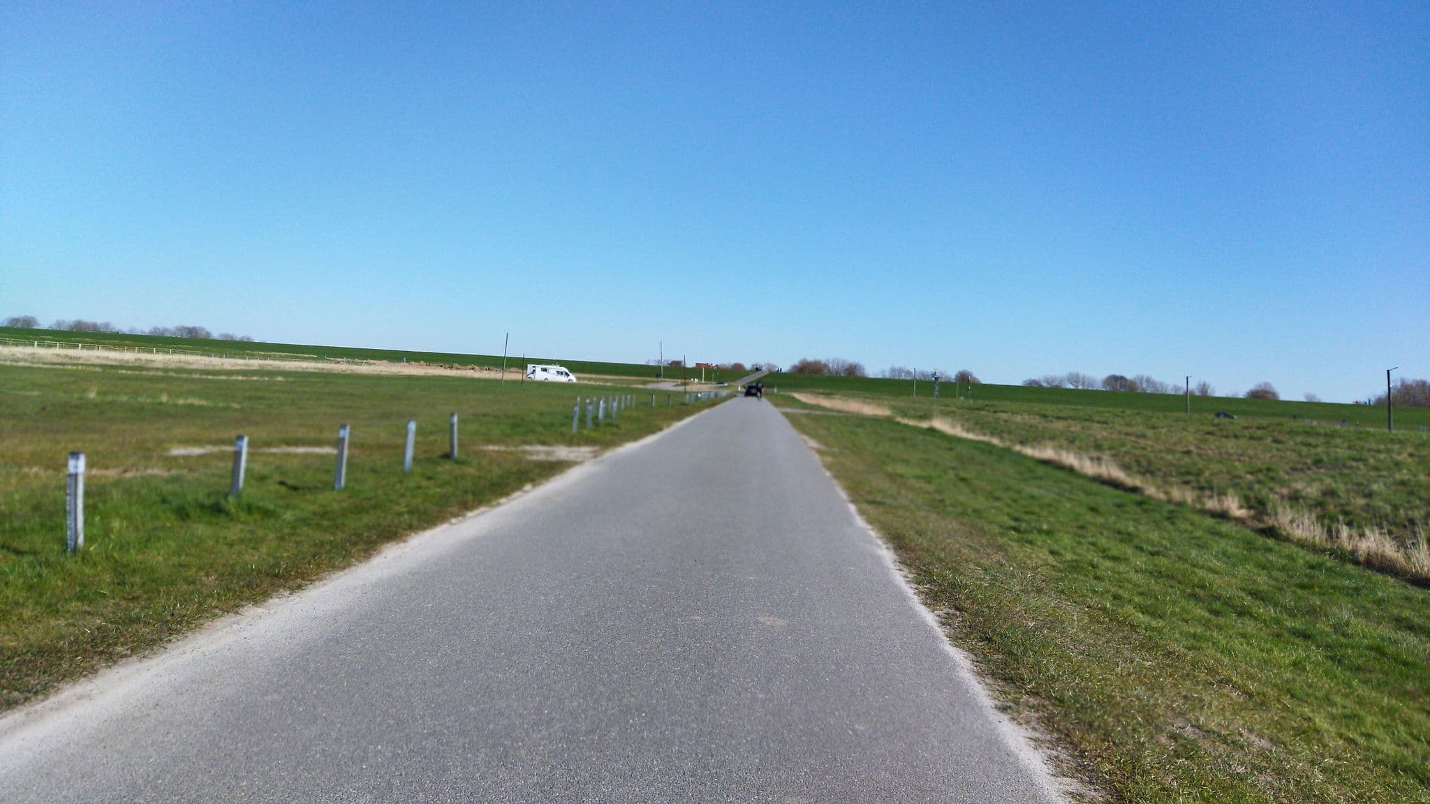 Street view near Campingplatz Cappel-Neufeld (Außendeich), Nordholz — © changchun1 (CC BY-SA · Mapillary)